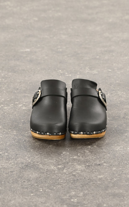 A &quot;CONSTANCE&quot; Noir Hoof sabots Femme details photo