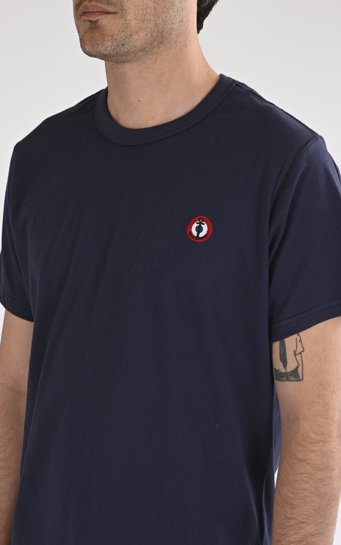 A &quot;CHALLENGER  103941&quot; Bleu Marine Marine Nationale T-shirt Homme opened photo