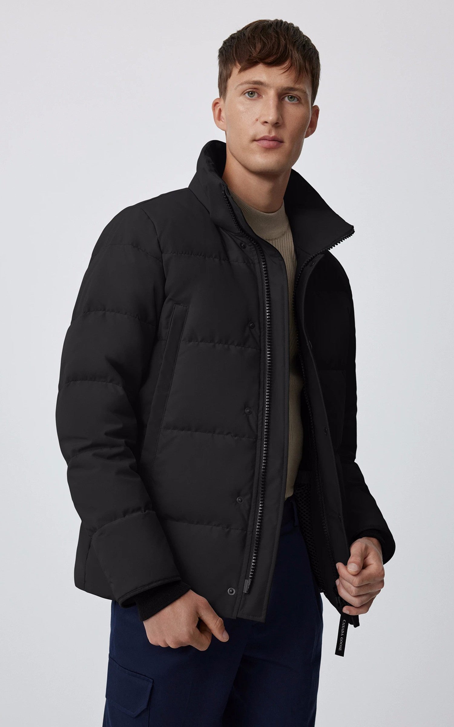A &quot;WYNDHAM 2048M&quot; Noir Canada Goose 3/4 Doudoune Homme closed photo 2