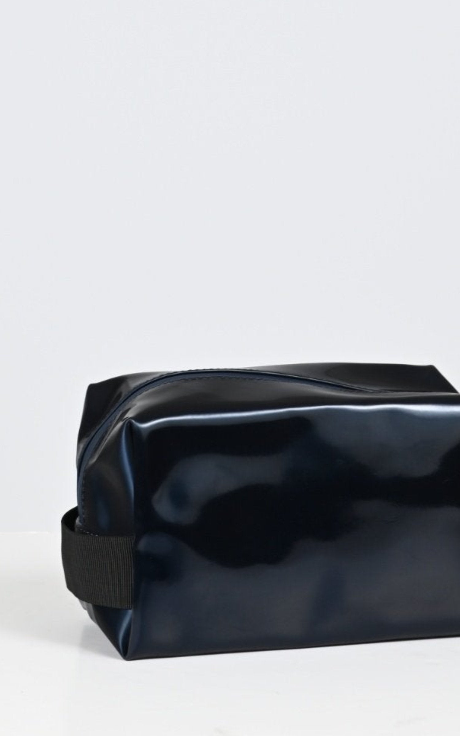 Pochette Textile Mixte Rains, modèle 15580 wash bag small de couleur spill 130 4