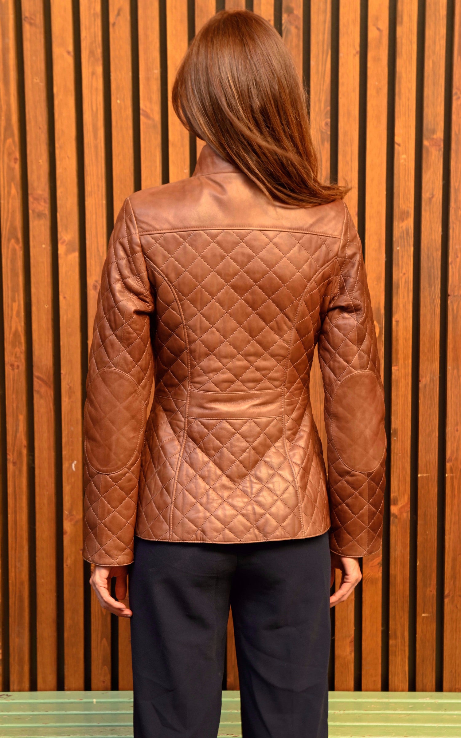 A &quot;18090&quot; Cognac La Canadienne Veste Femme back photo