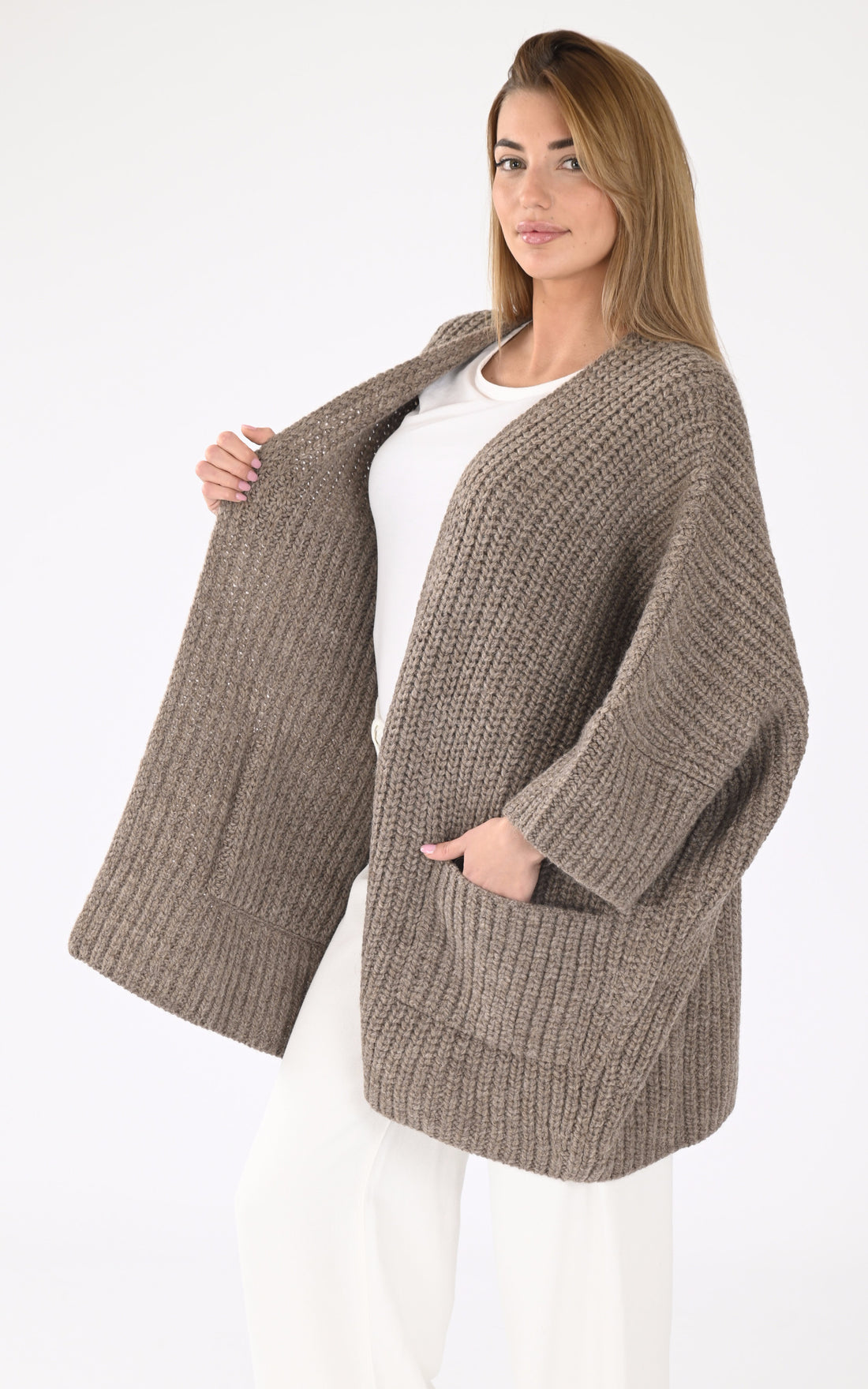 A &quot;JORMA 4509973&quot; Taupe Notshy Gilet Femme opened photo