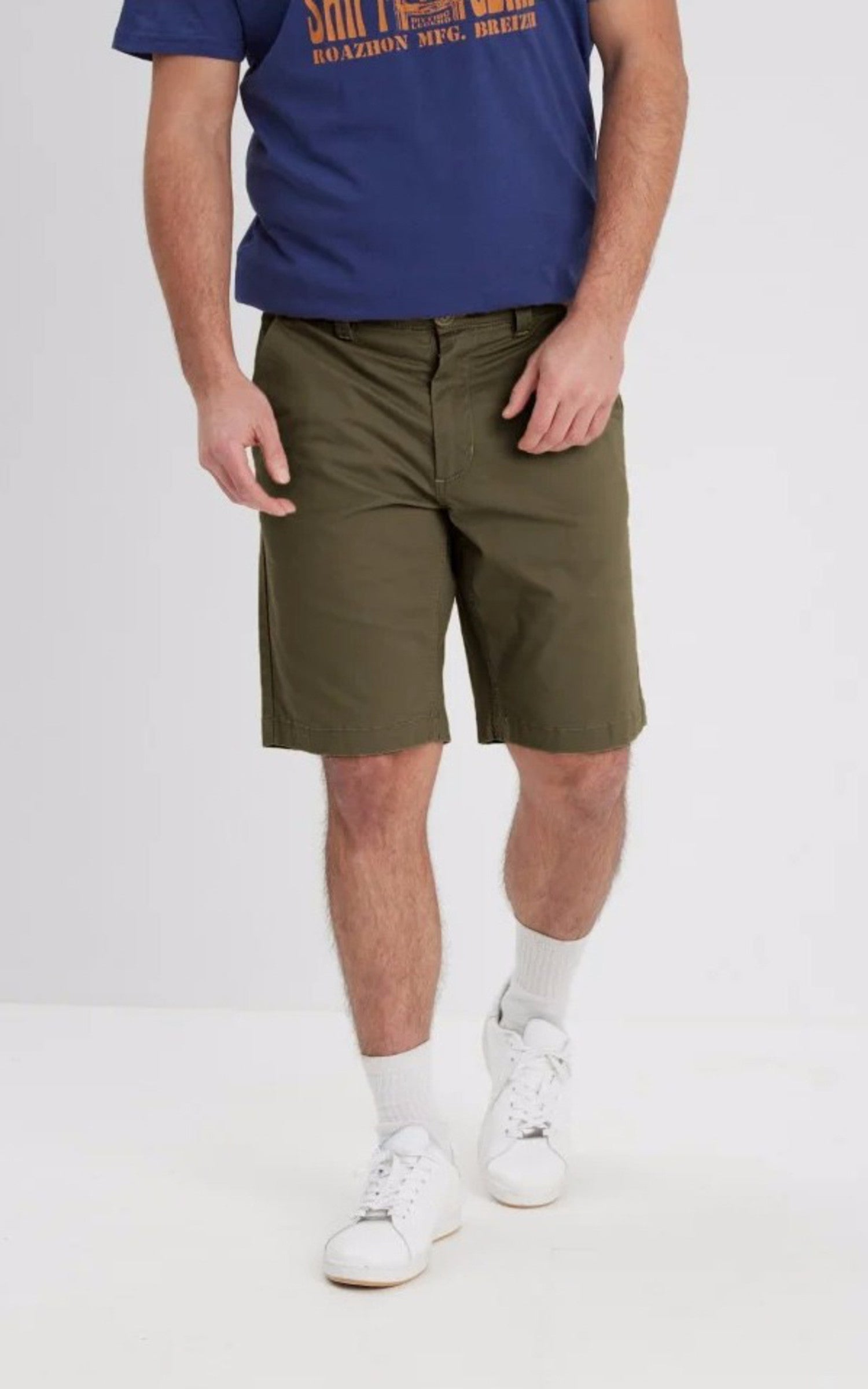 A &quot;CHINO BERMUDA 102020&quot; Kaki Daytona 73 Bermuda Homme opened photo 1