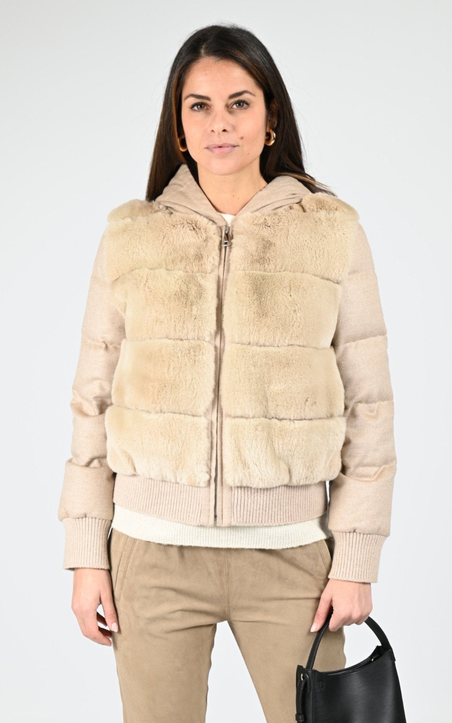 Blouson Fourrure Femme Kottas Mantsios, modèle 2023.06 de couleur desert 1