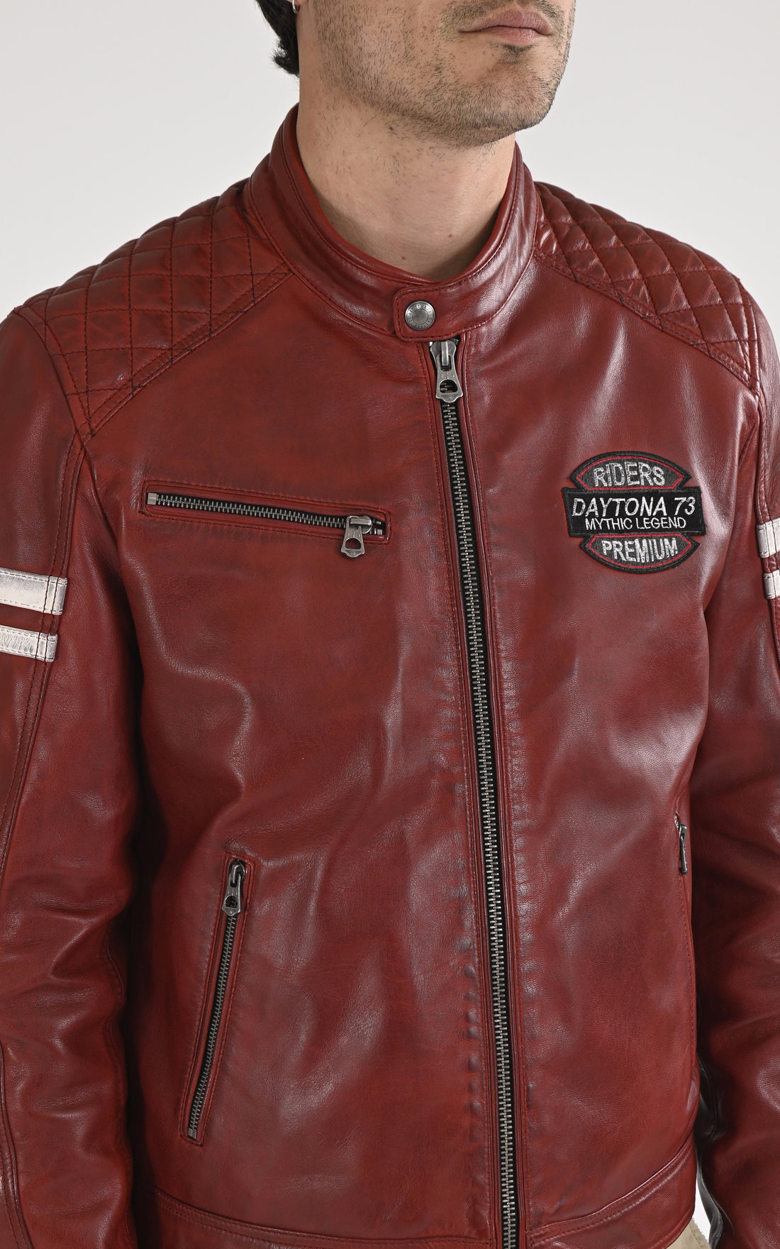 A &quot;SPENCER 104153&quot; Rouge Daytona 73 Blouson Homme opened photo