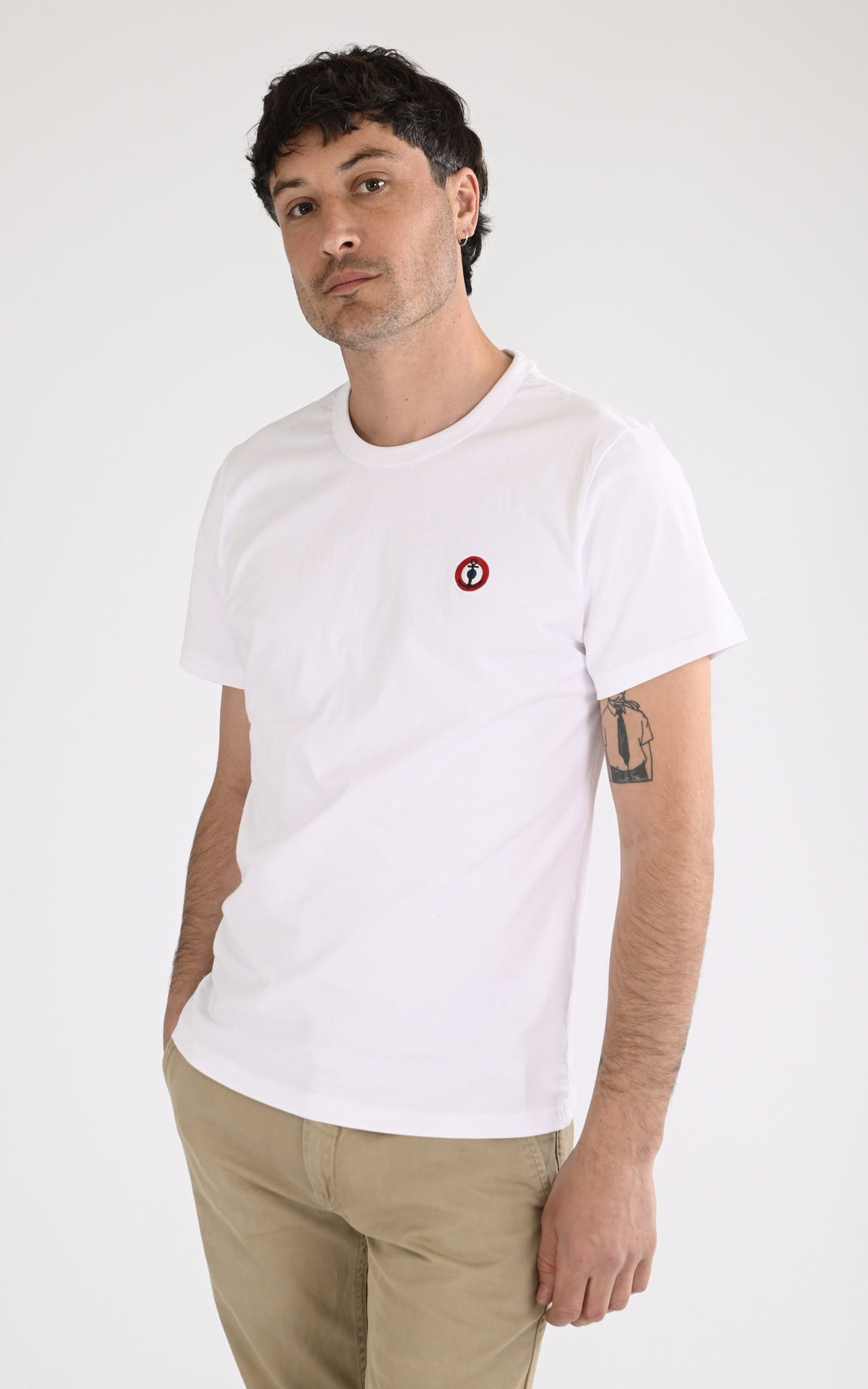 A &quot;CHALLENGER 103941&quot; Blanc Marine Nationale T-shirt Homme opened photo