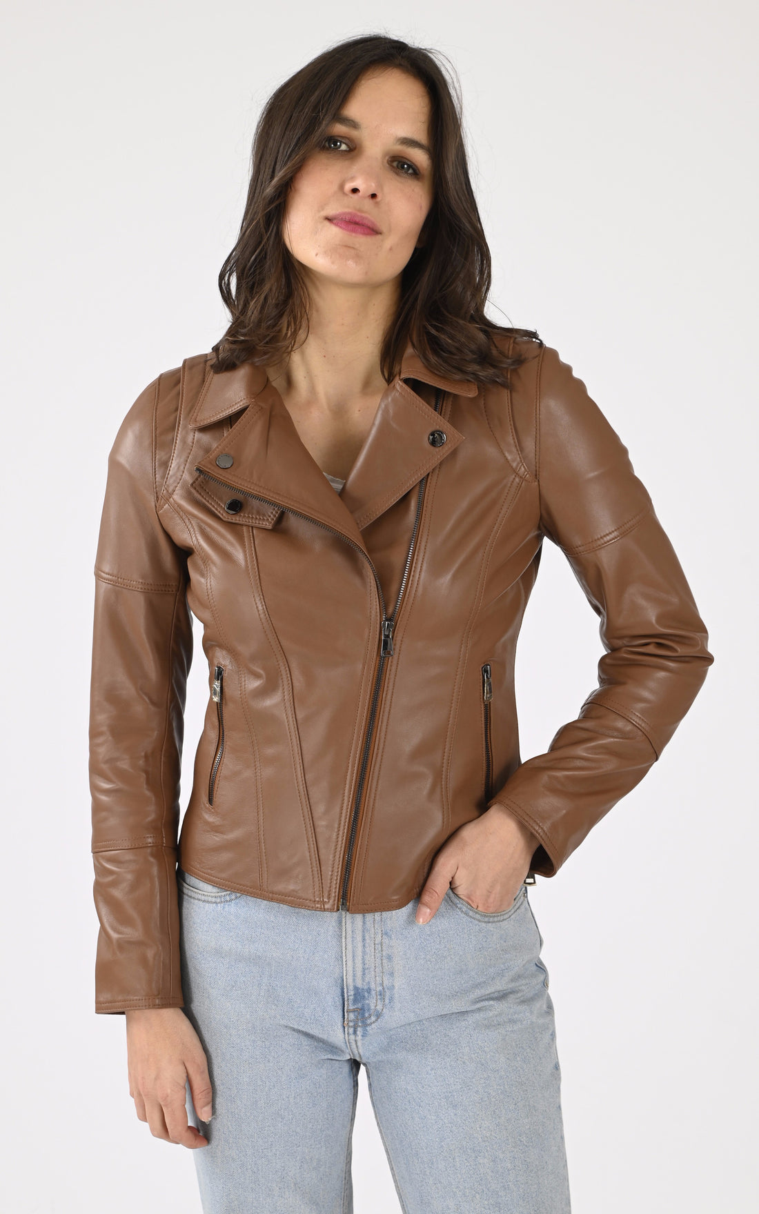 A &quot;LOVELY&quot; Cognac Giorgio &amp; Mario Blouson Femme opened photo