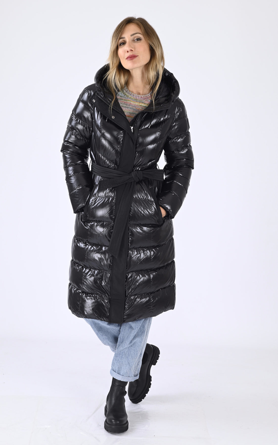 A &quot;CORALIA&quot; Noir Mackage 3/4 Doudoune Femme opened photo