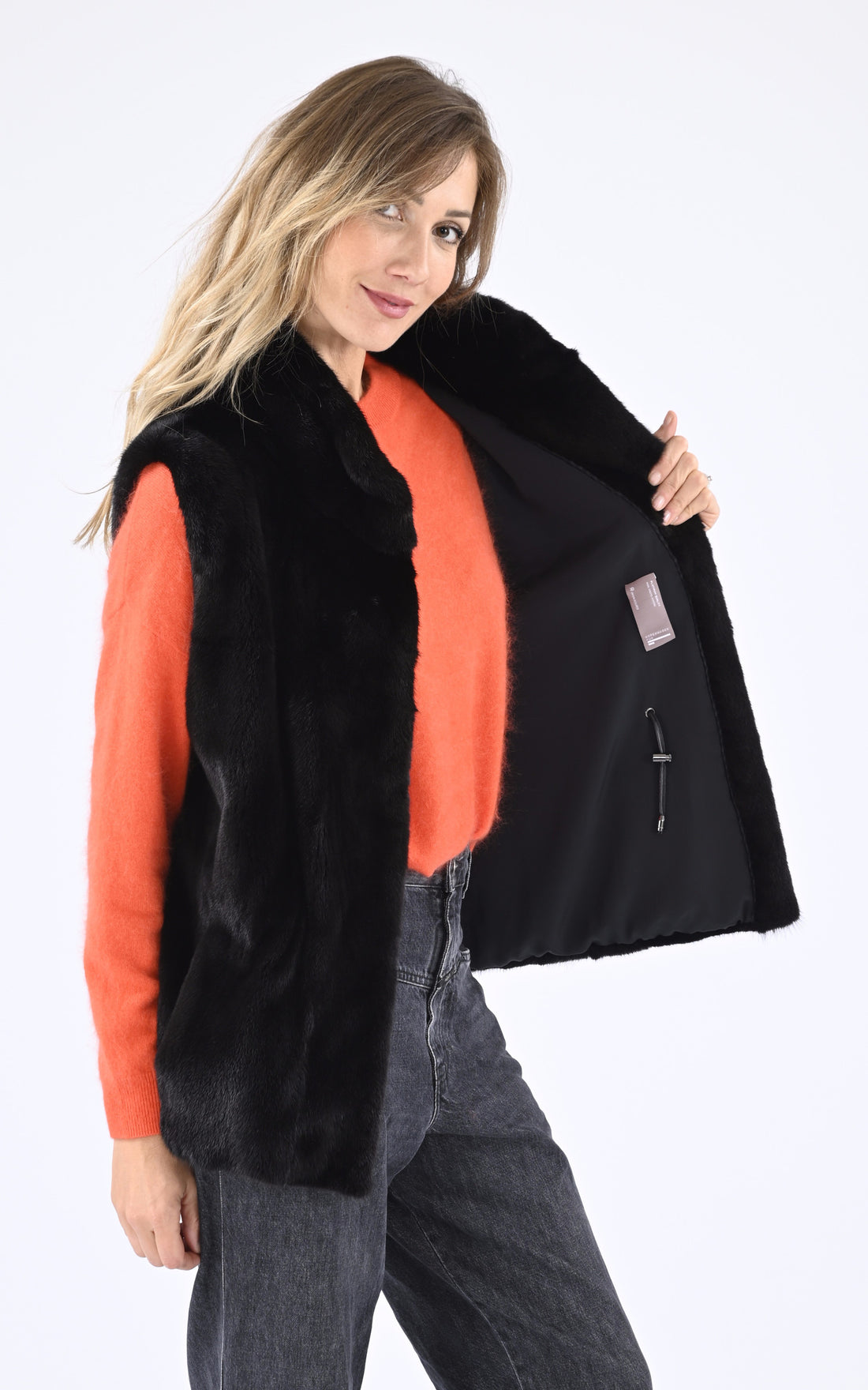 A &quot;7038&quot; Noir Manakas Gilet Femme opened photo