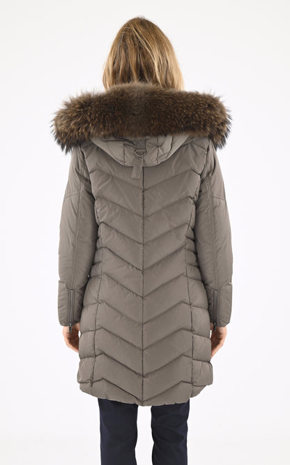 A &quot;JEMMA 11568&quot; Taupe Saki 3/4 Doudoune Femme back photo