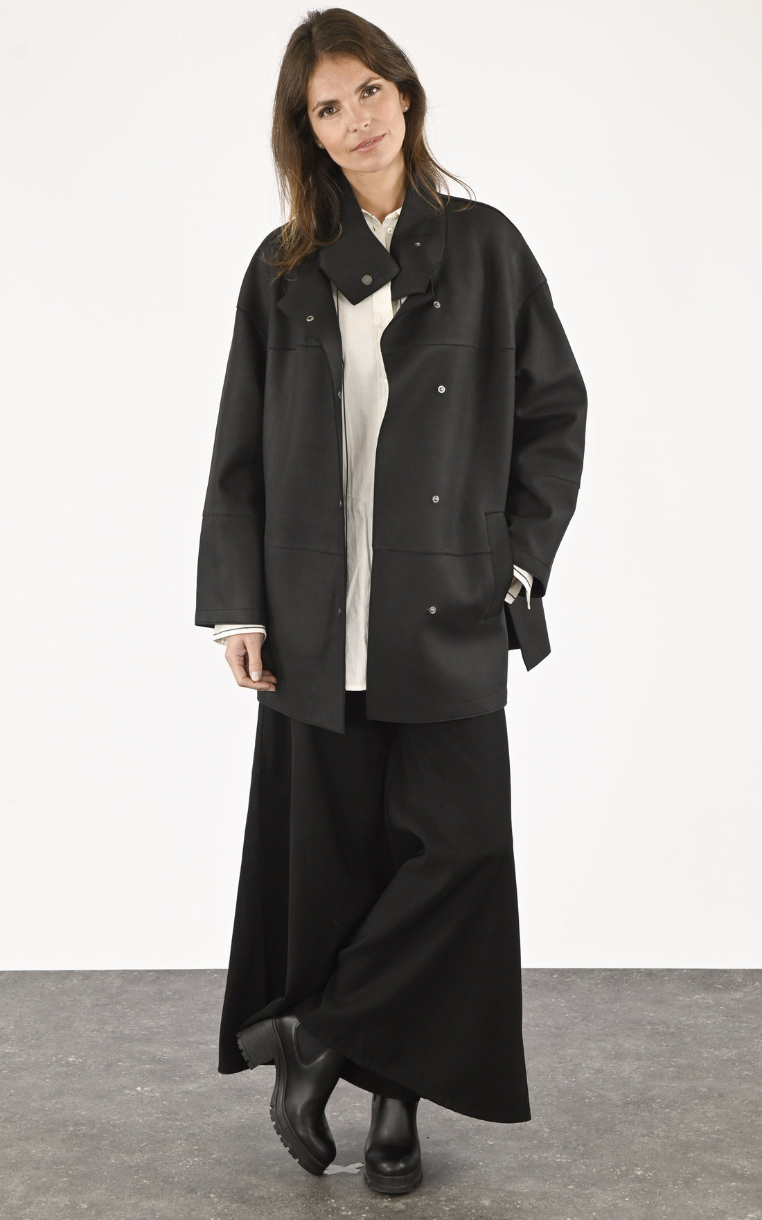 A &quot;1801-S&quot; Noir La Canadienne Veste Femme closed photo