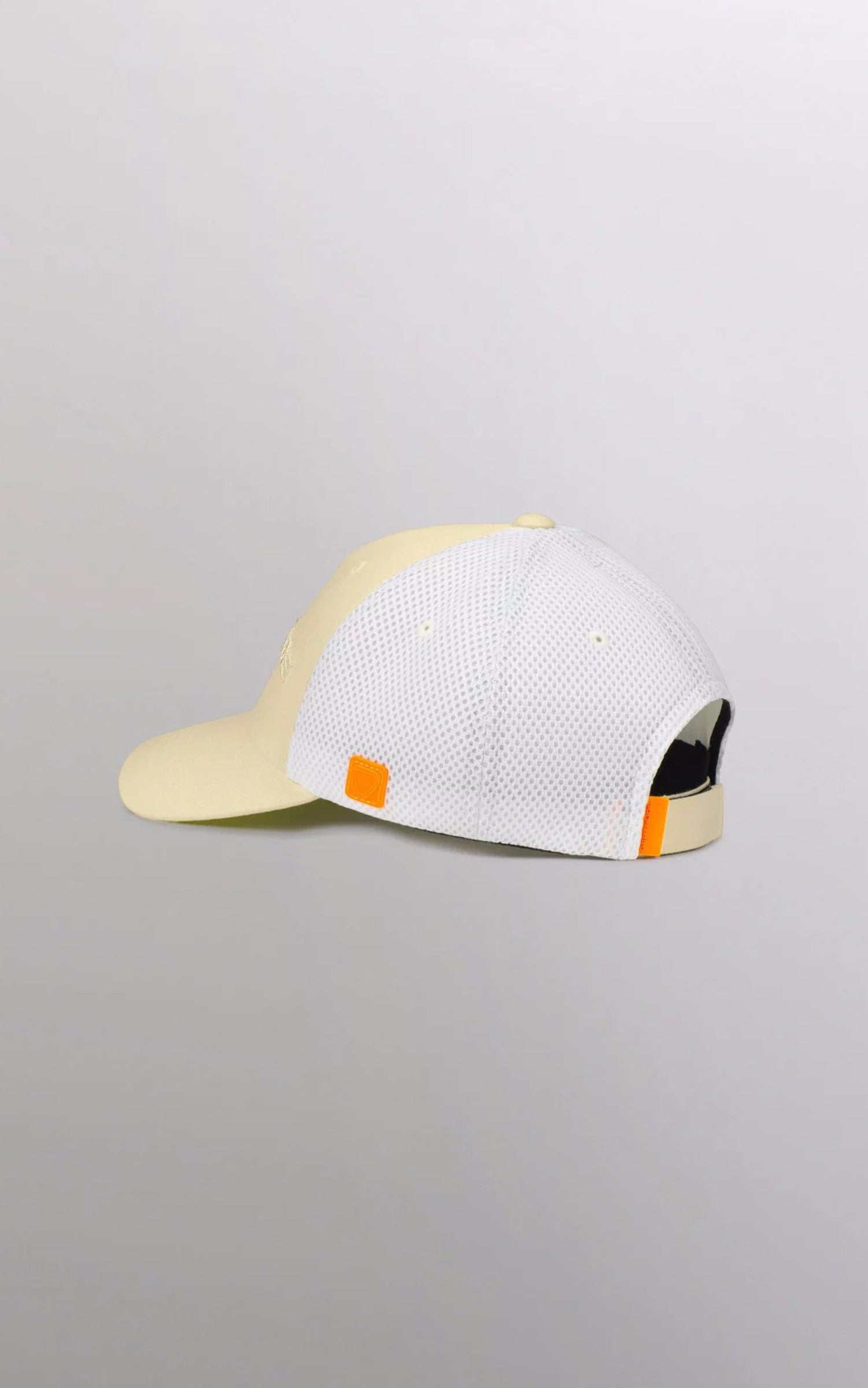 A &quot;BENJA&quot; Ecru Gertrude Casquette Mixte back photo