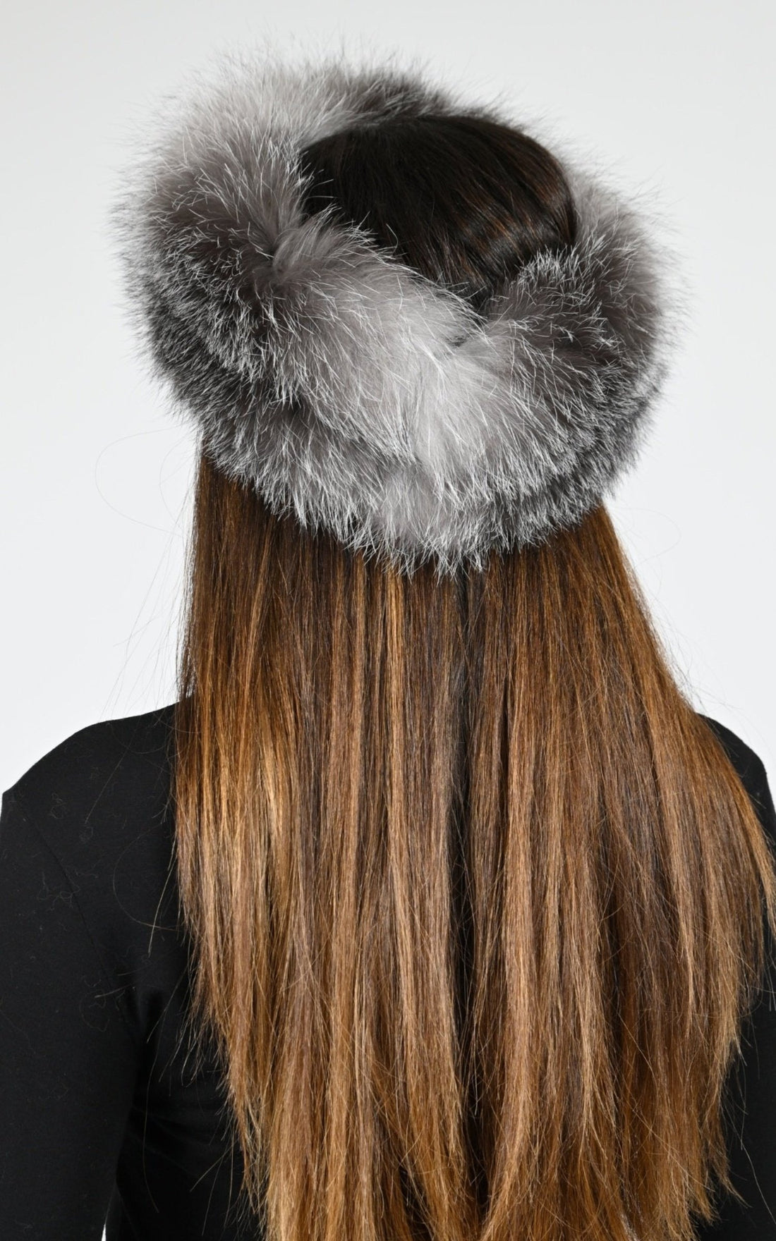 Bandeau Fourrure Mixte Tsanikidis, modèle 3234 de couleur bluefrost nat