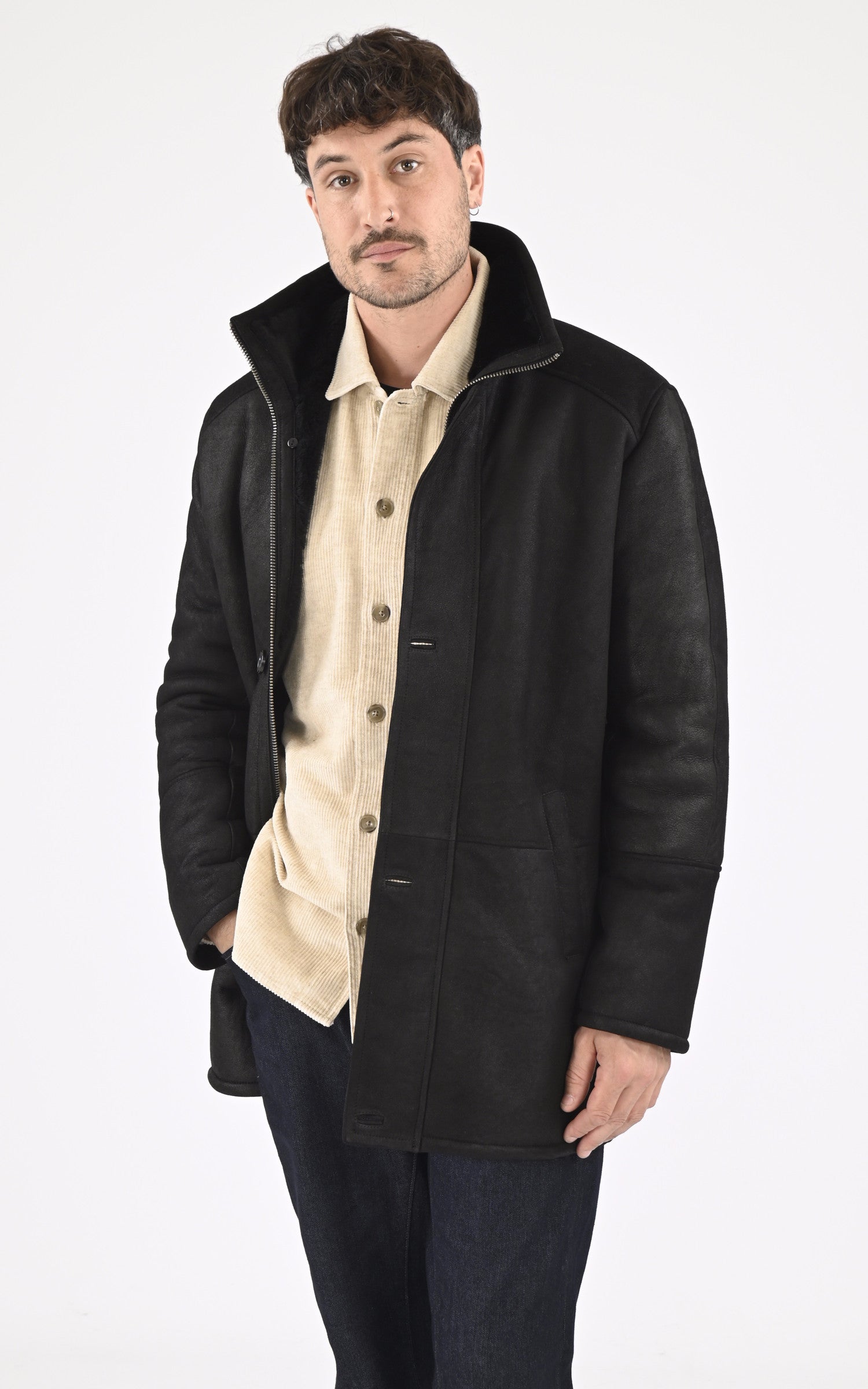 A &quot;GUILLAUME&quot; Noir La Canadienne 3/4 Homme opened photo