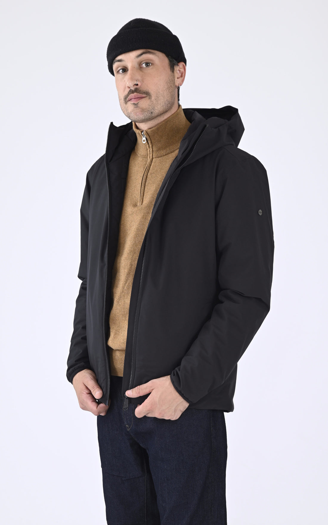 A &quot;NIMBUS&quot; Noir Scandinavian Edition Blouson Homme closed photo