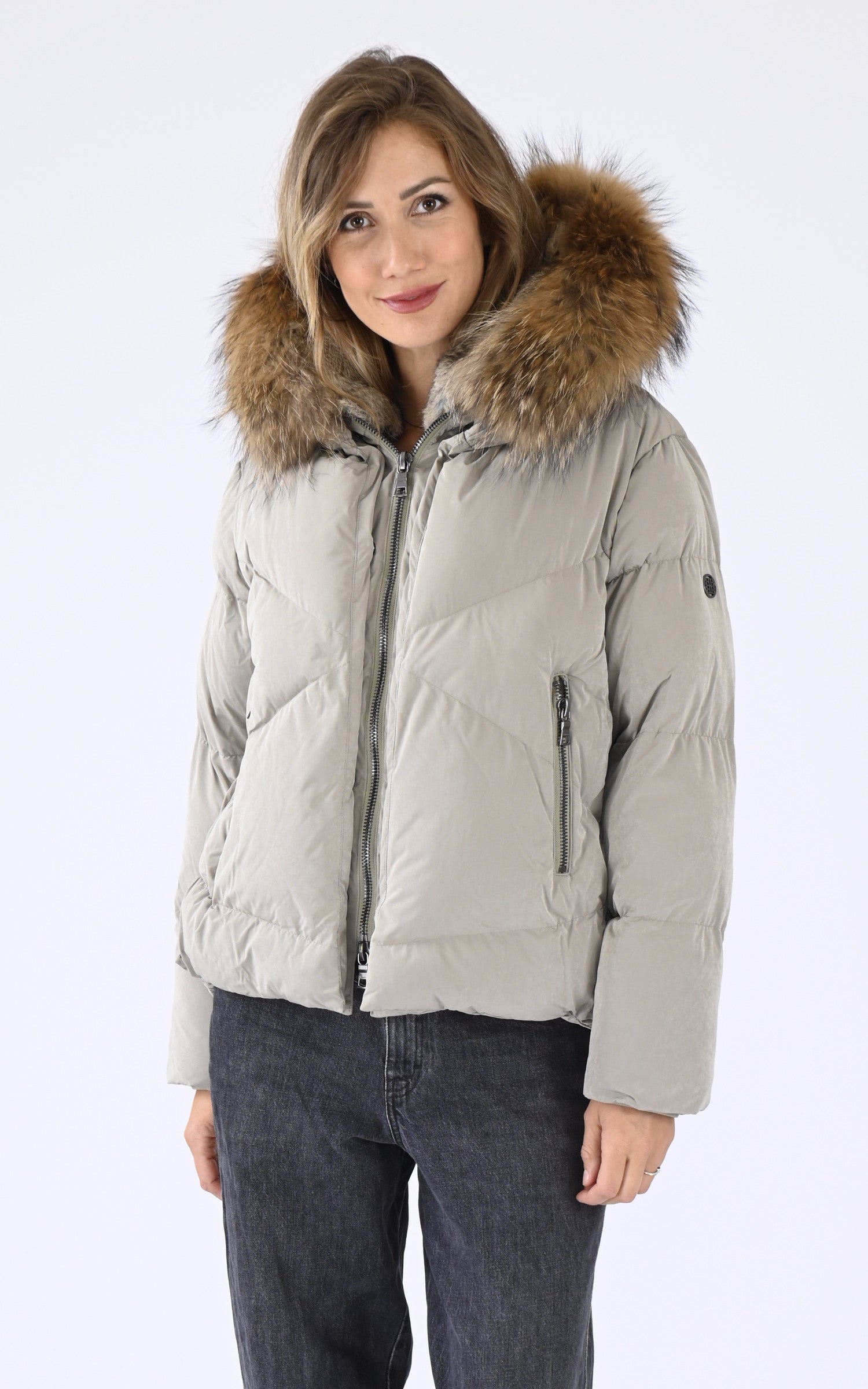 A &quot;SNOW 515&quot; Kaki Clair Blonde n°8 Ves Doudoune Femme closed photo