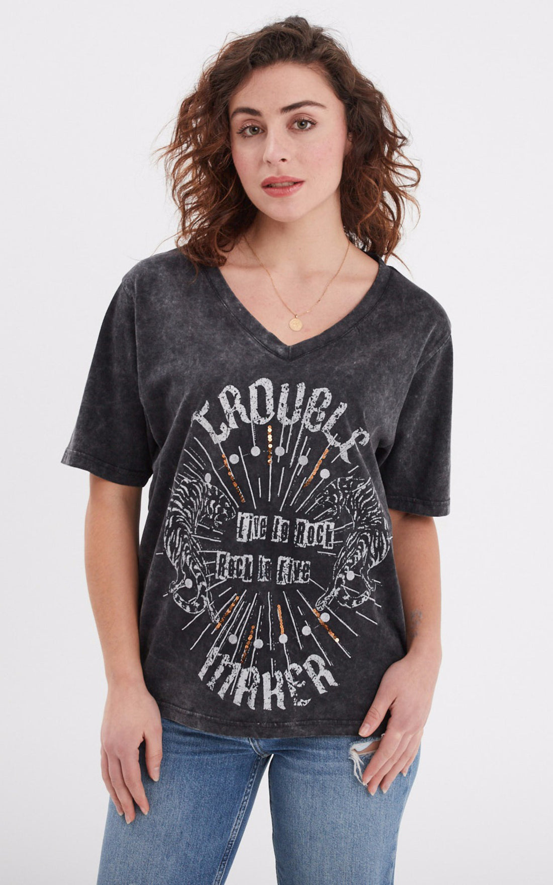 A &quot;BEXHILL 103133&quot; Noir Rose Garden T-shirt Femme opened photo