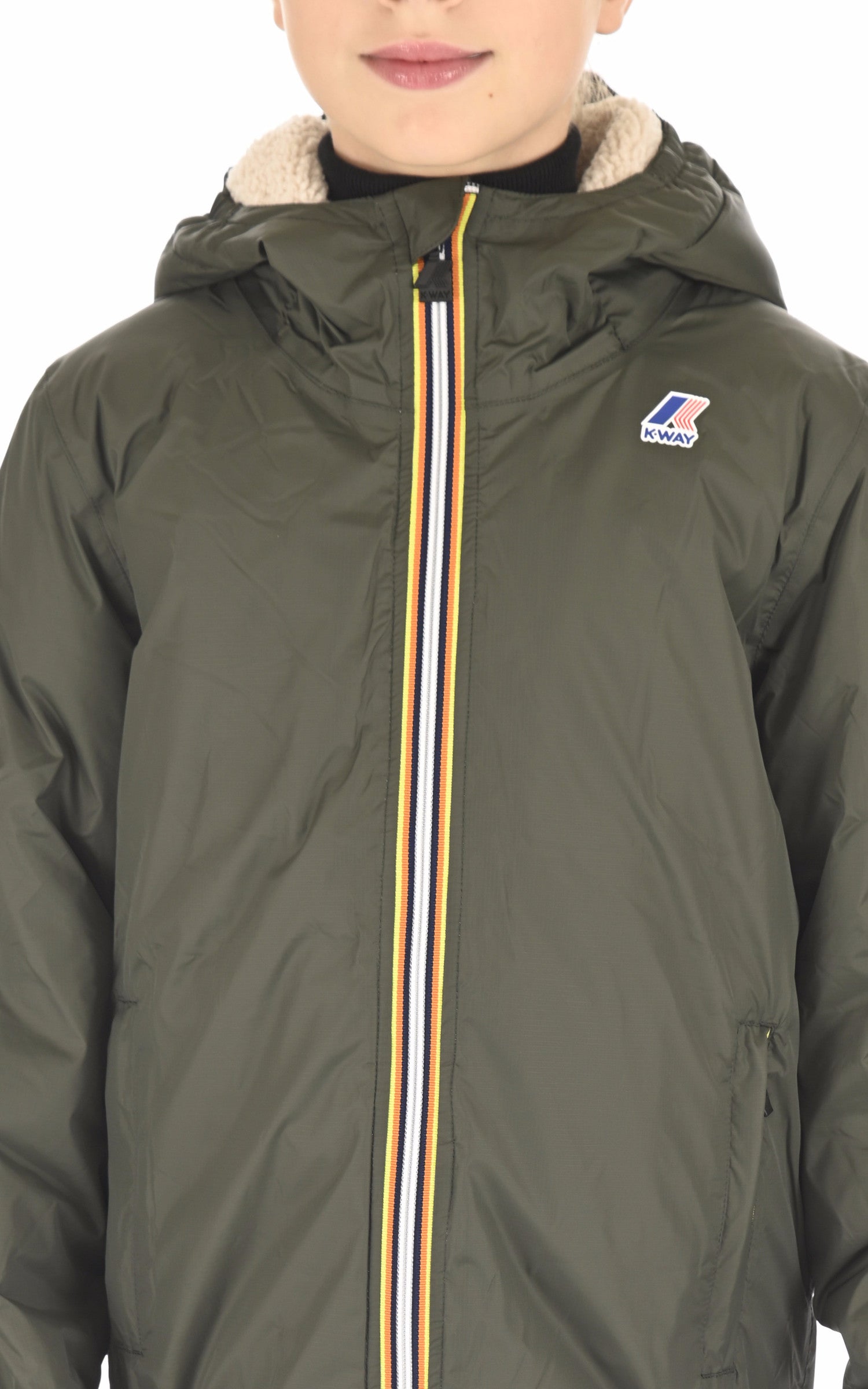 A &quot;CLAUDE ORSETTO KIDS K6115FW&quot; Kaki K-Way Blouson Enfant details photo 5
