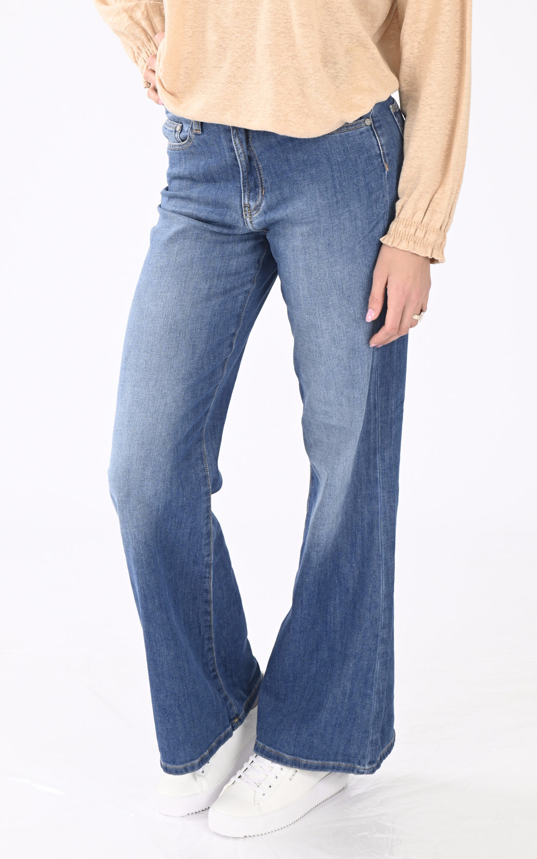 A &quot;TIAGO&quot; Bleu Denim Studio Pantalon Femme opened photo