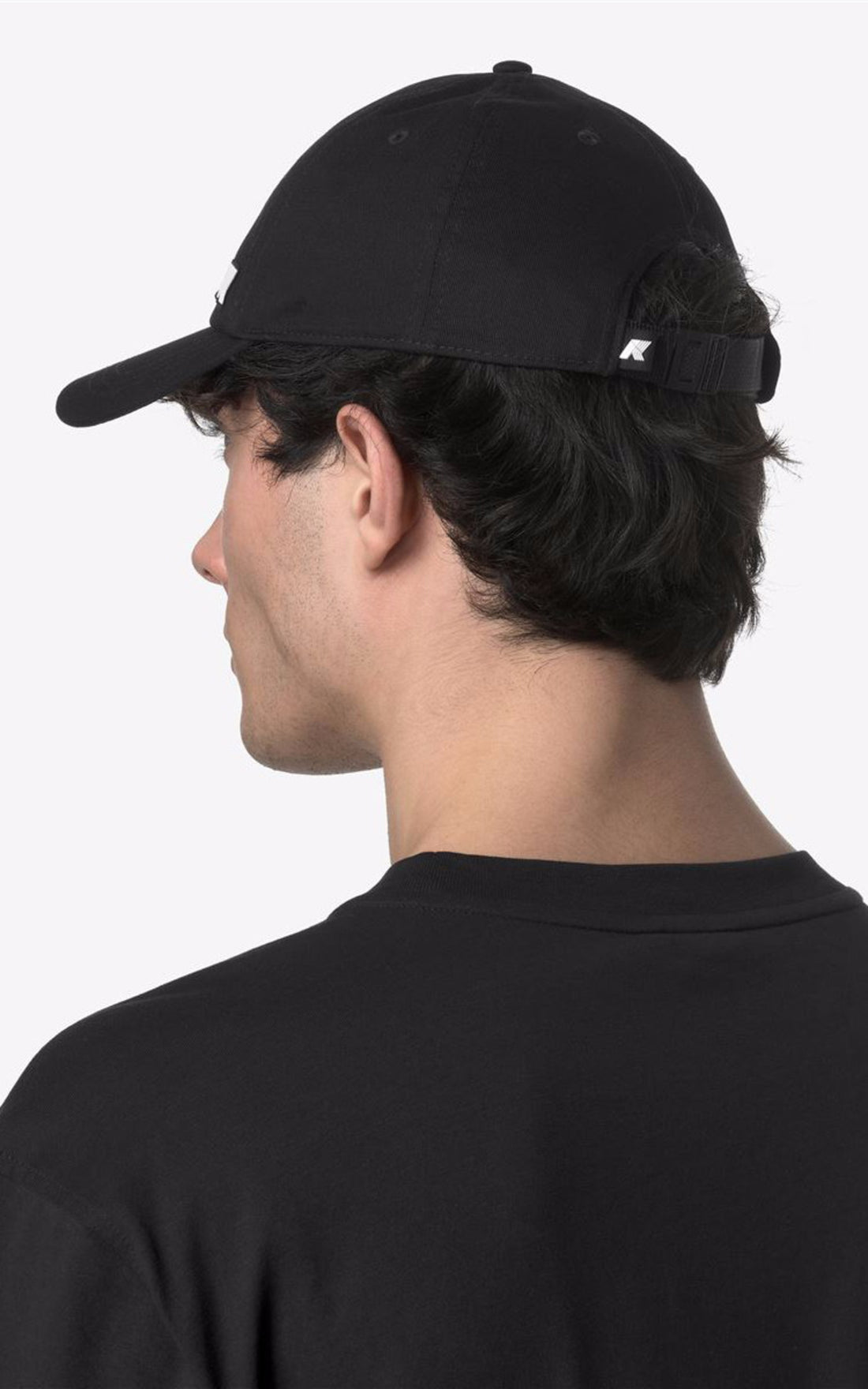 A &quot;ROB K51462W&quot; Black K-Way Casquette Mixte back photo