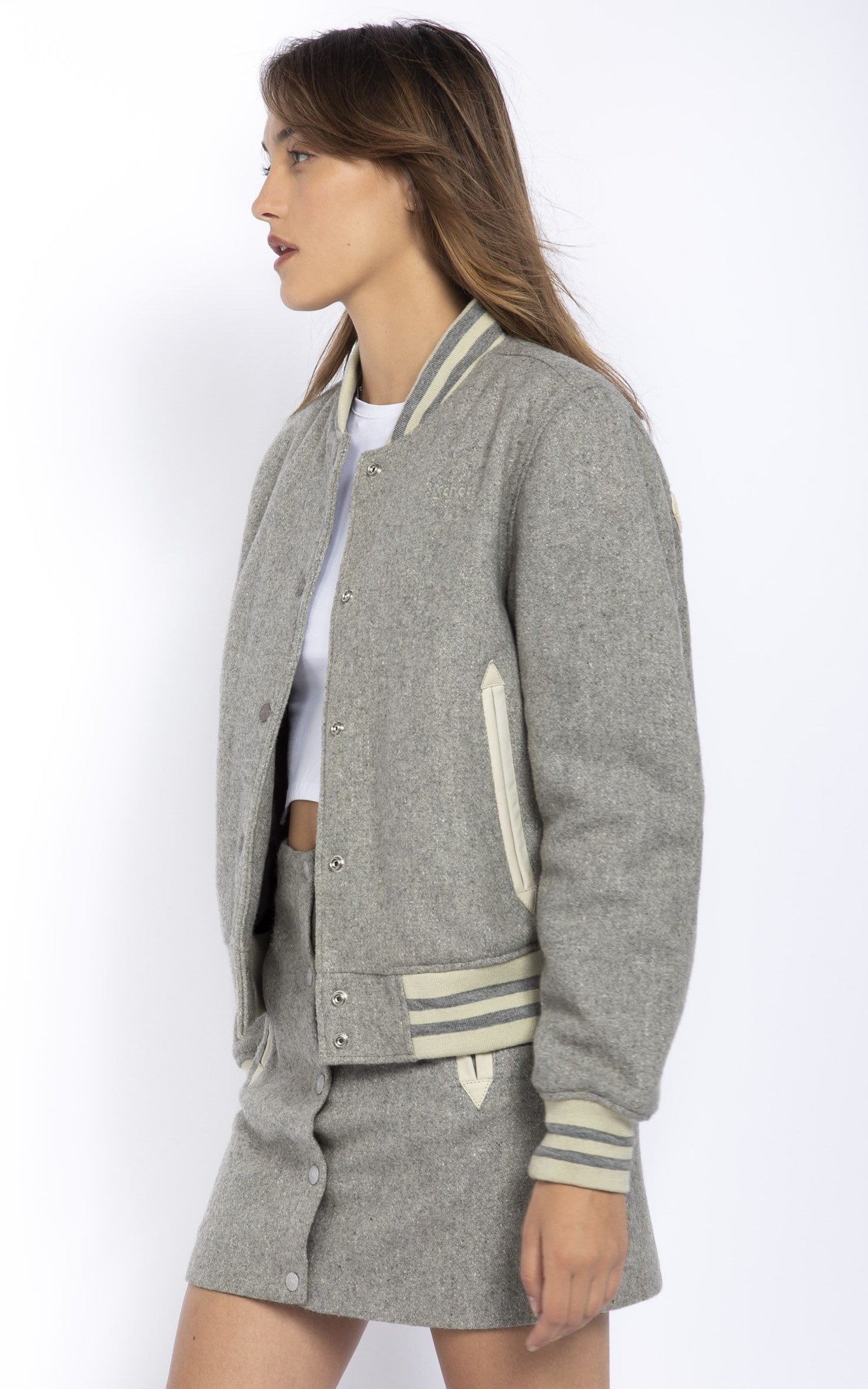 A &quot;JKTSERENAW&quot; Gris Clair Schott Teddy Femme interior photo 3