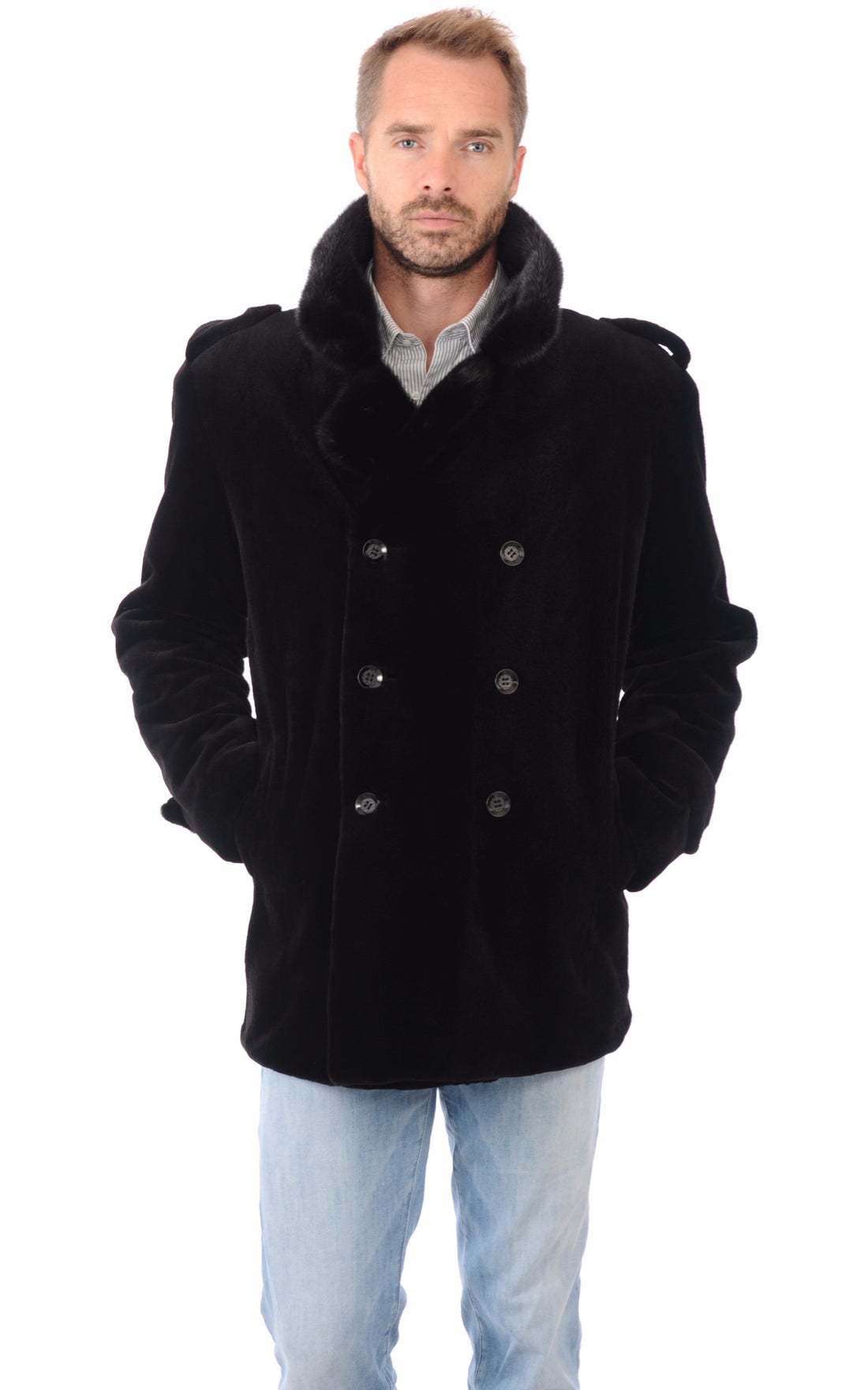 A &quot;6004-C&quot; Noir Manakas Veste Homme opened photo