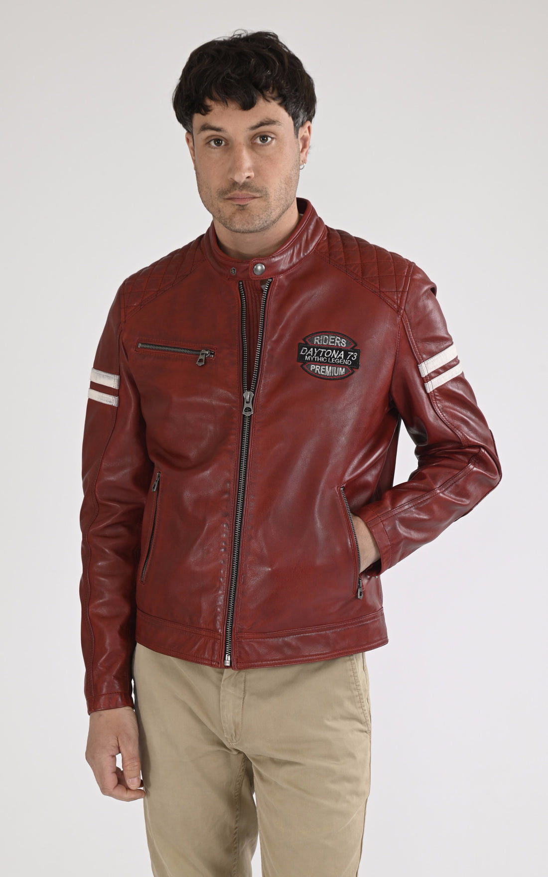 A &quot;SPENCER 104153&quot; Rouge Daytona 73 Blouson Homme opened photo