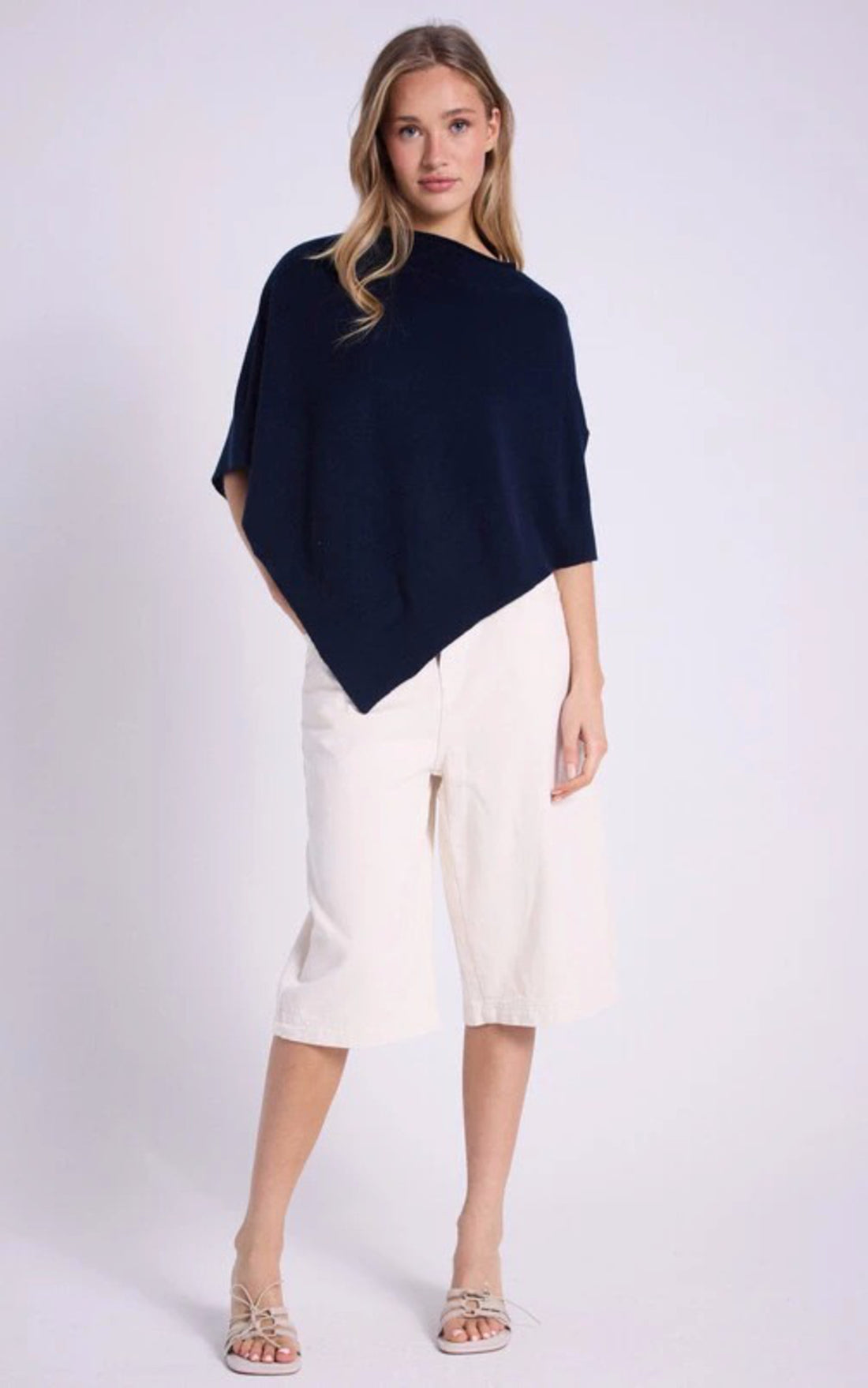 A &quot;AUGUSTE 4601042C&quot; Bleu Notshy Cape Femme opened photo