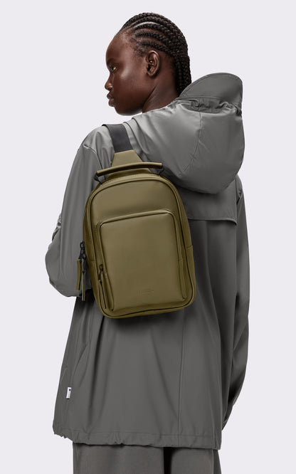 A &quot;13690 BOOK DAYPACK MINI&quot; Kaki Rains Sac Mixte closed photo