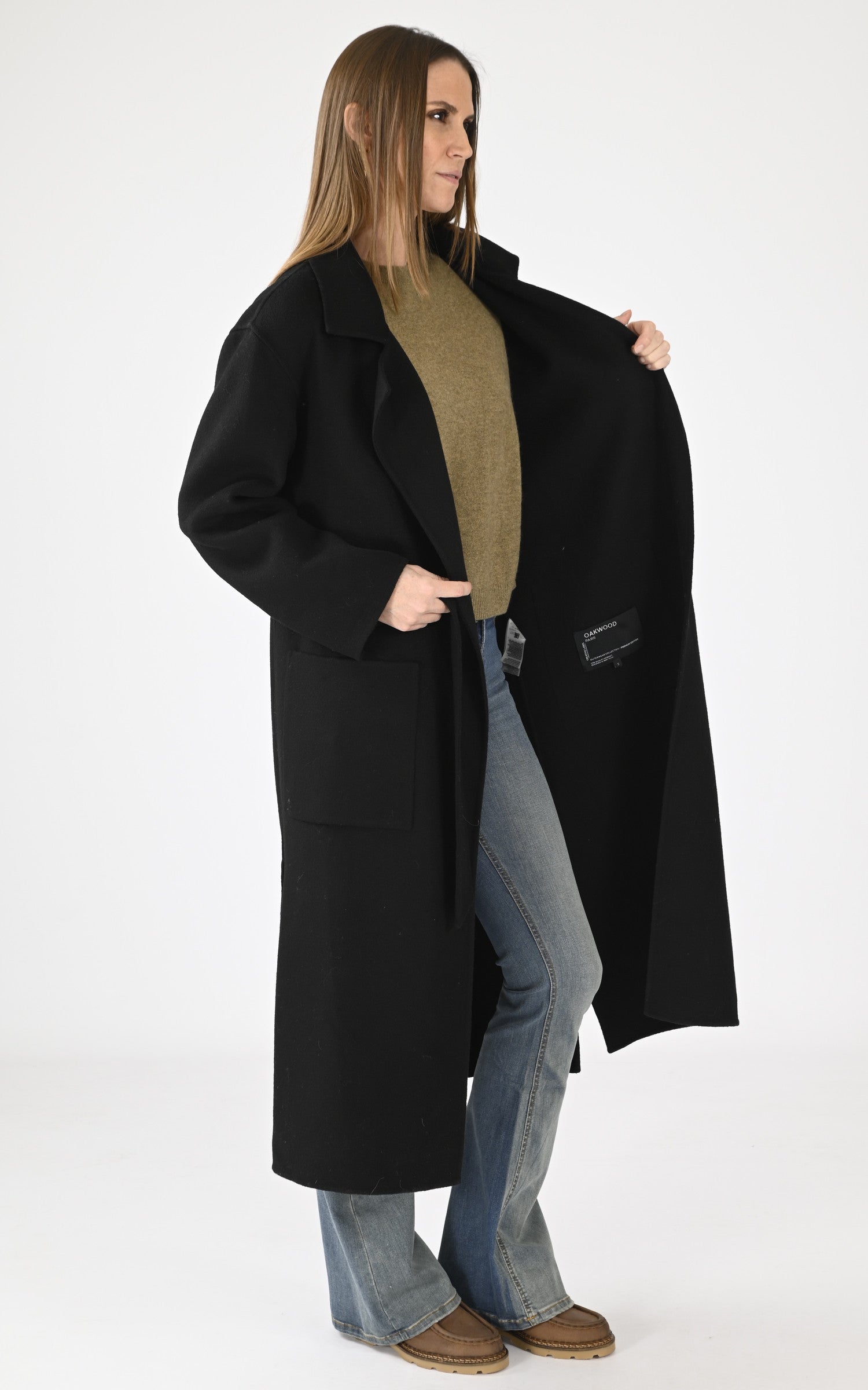 A &quot;ALLEGORIA 64303&quot; Noir Oakwood Manteau Femme interior photo