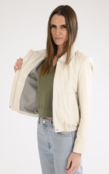 A &quot;ODESSA 65065&quot; Blanc Oakwood Blouson Femme interior photo