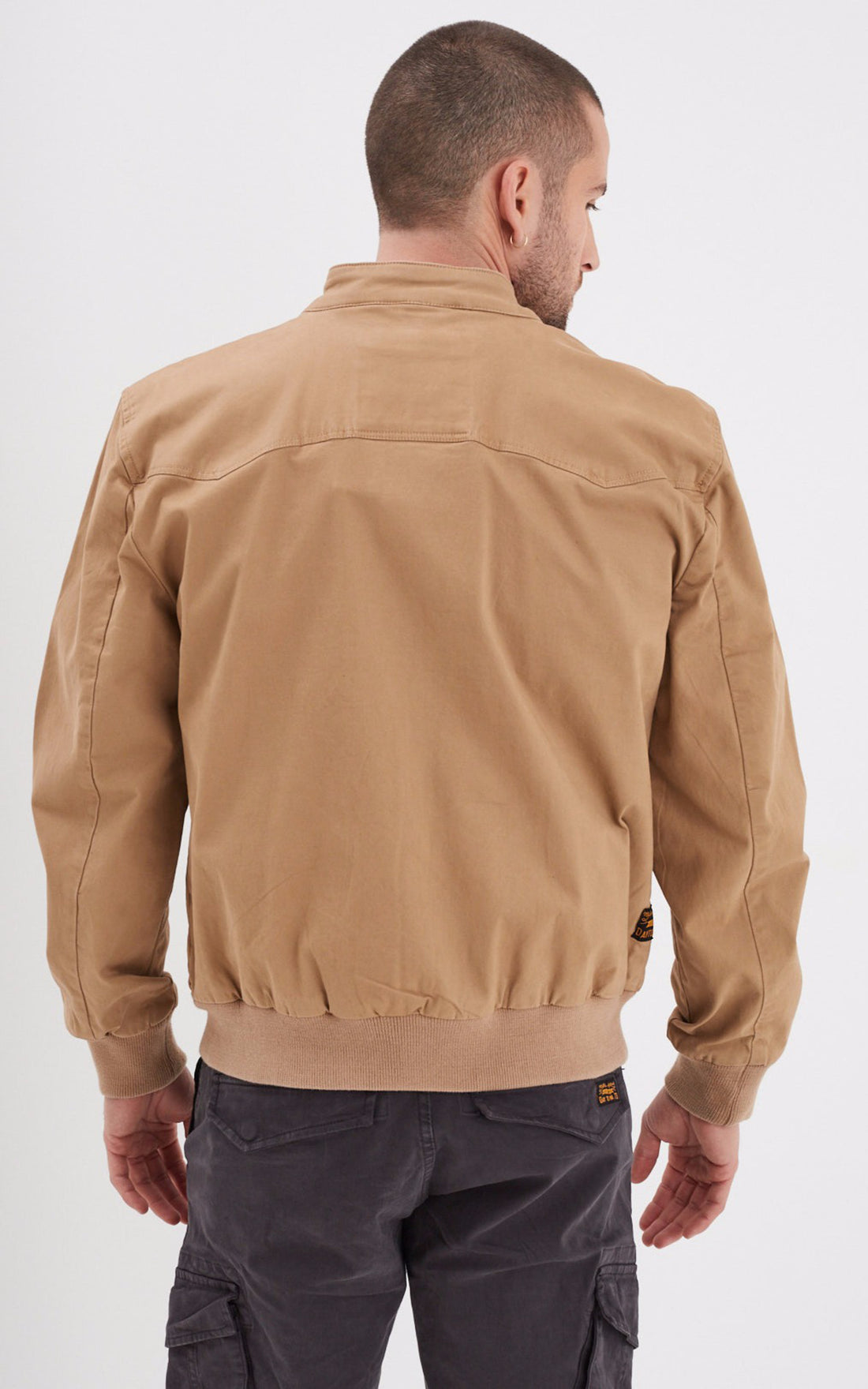 A &quot;LENNOX 103472&quot; Beige Daytona 73 Blouson Homme opened photo