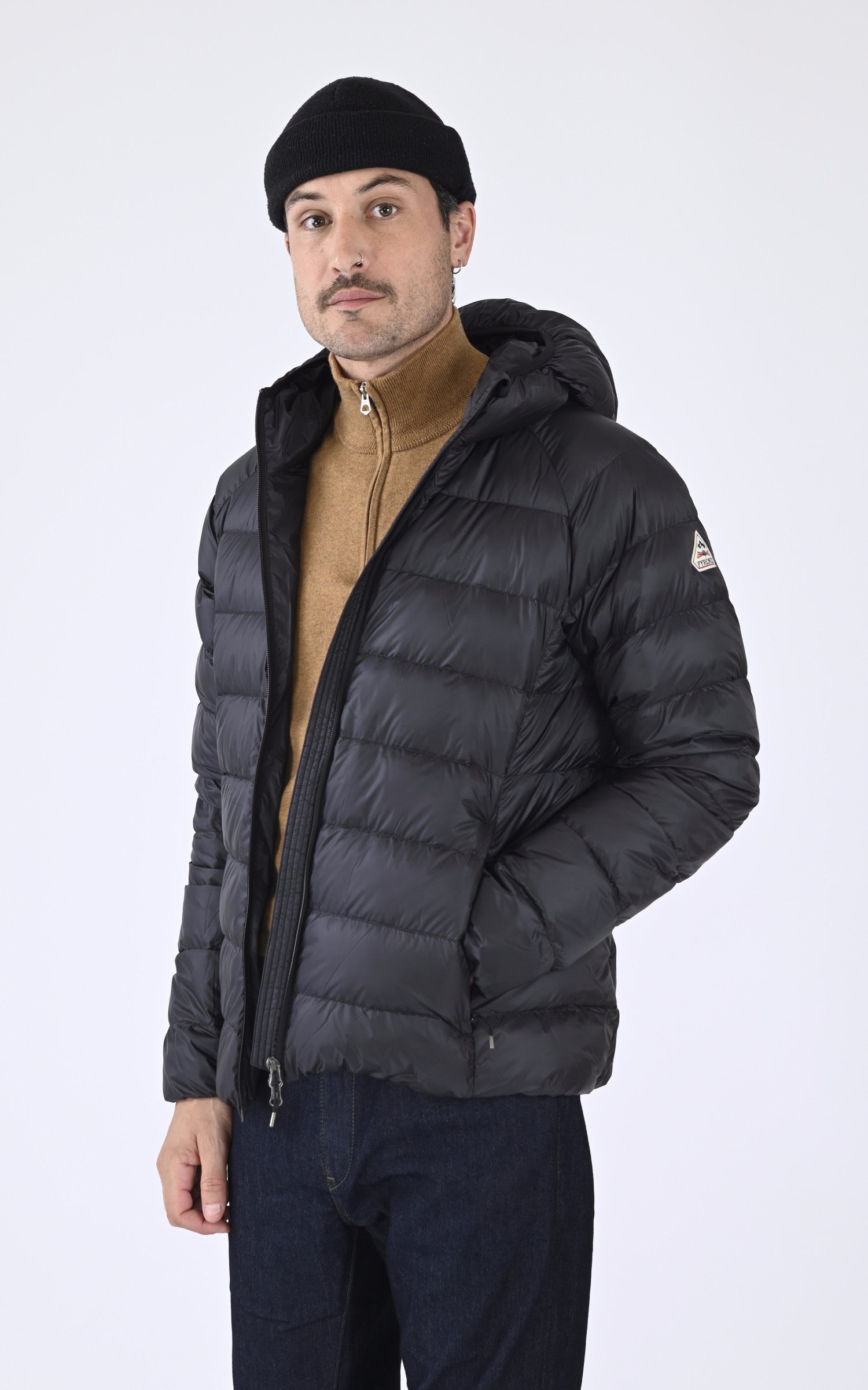 A &quot;ARIAL HOODED&quot; Noir Pyrenex bl_doud_light Homme opened photo