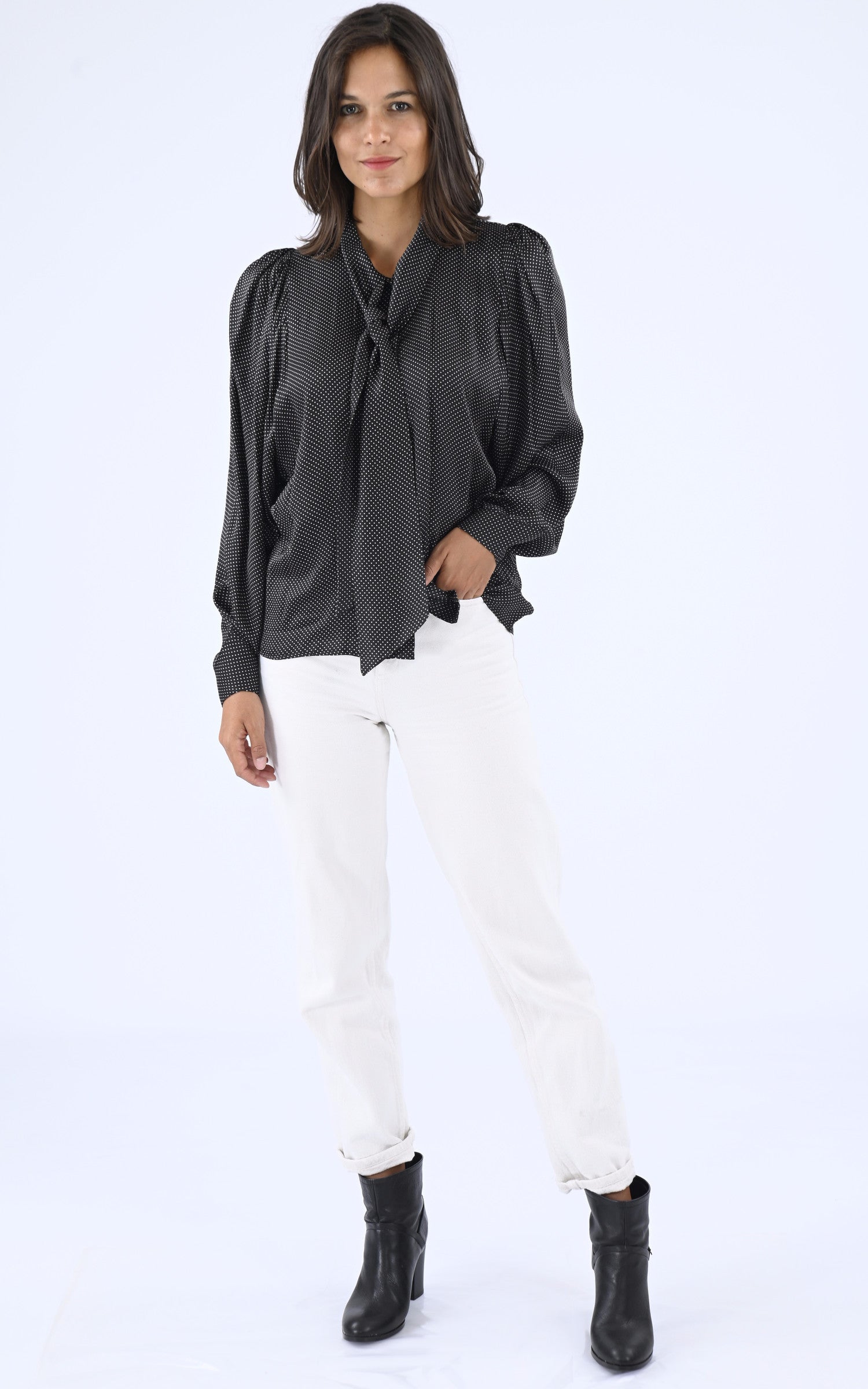 A &quot;CANDY&quot; Noir Tara Jarmon Top Femme opened photo 2