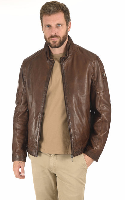 A &quot;BENDER&quot; Marron Milestone Blouson Homme opened photo