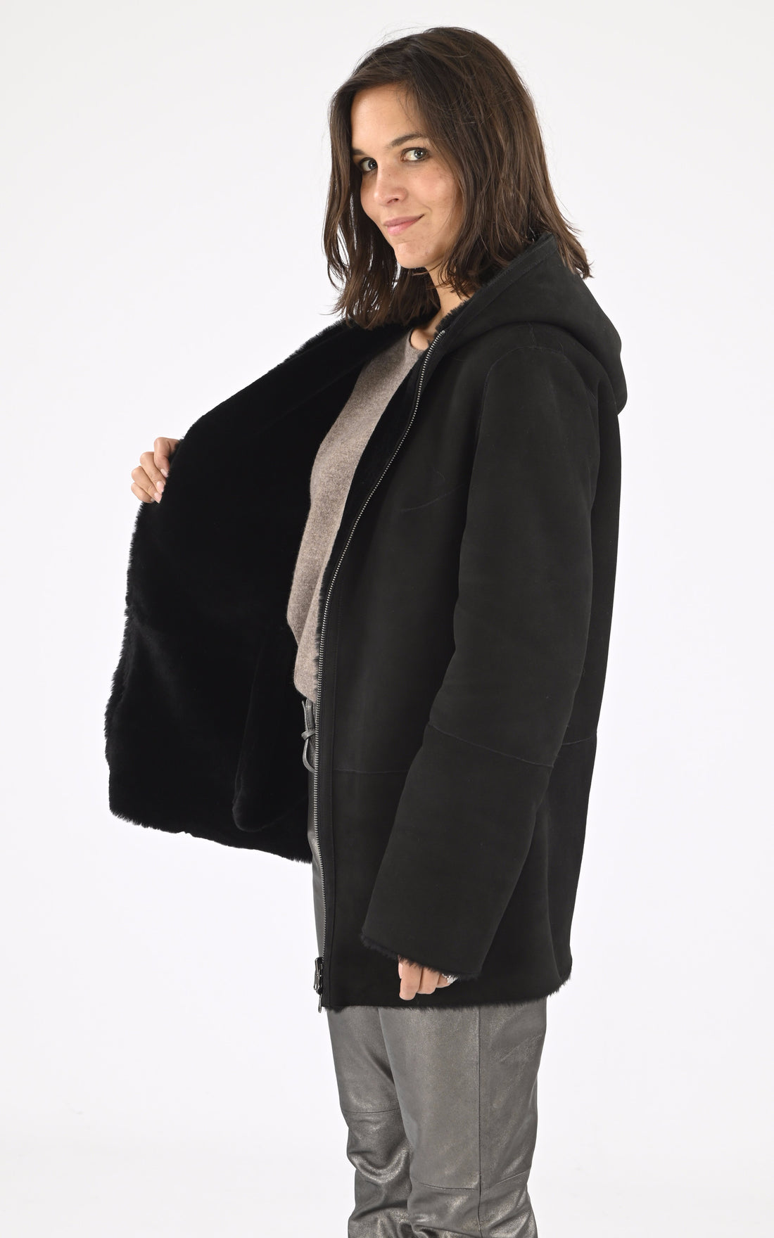 A &quot;BASE 75&quot; Noir La Canadienne Veste Femme opened photo