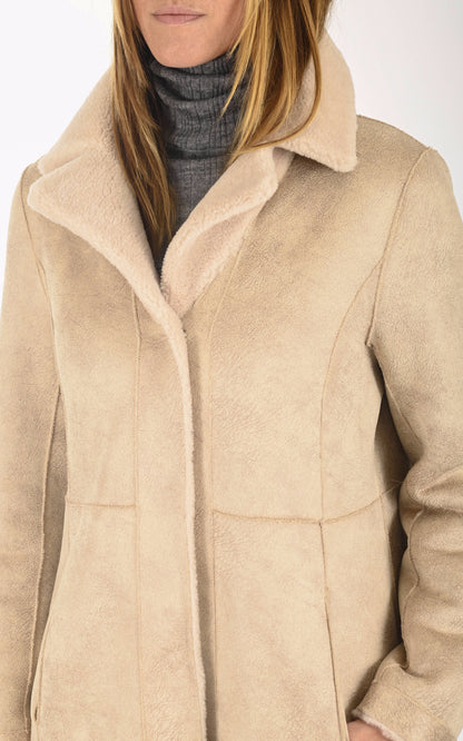 A &quot;VENUS&quot; Beige Oakwood 7/8 Femme details photo