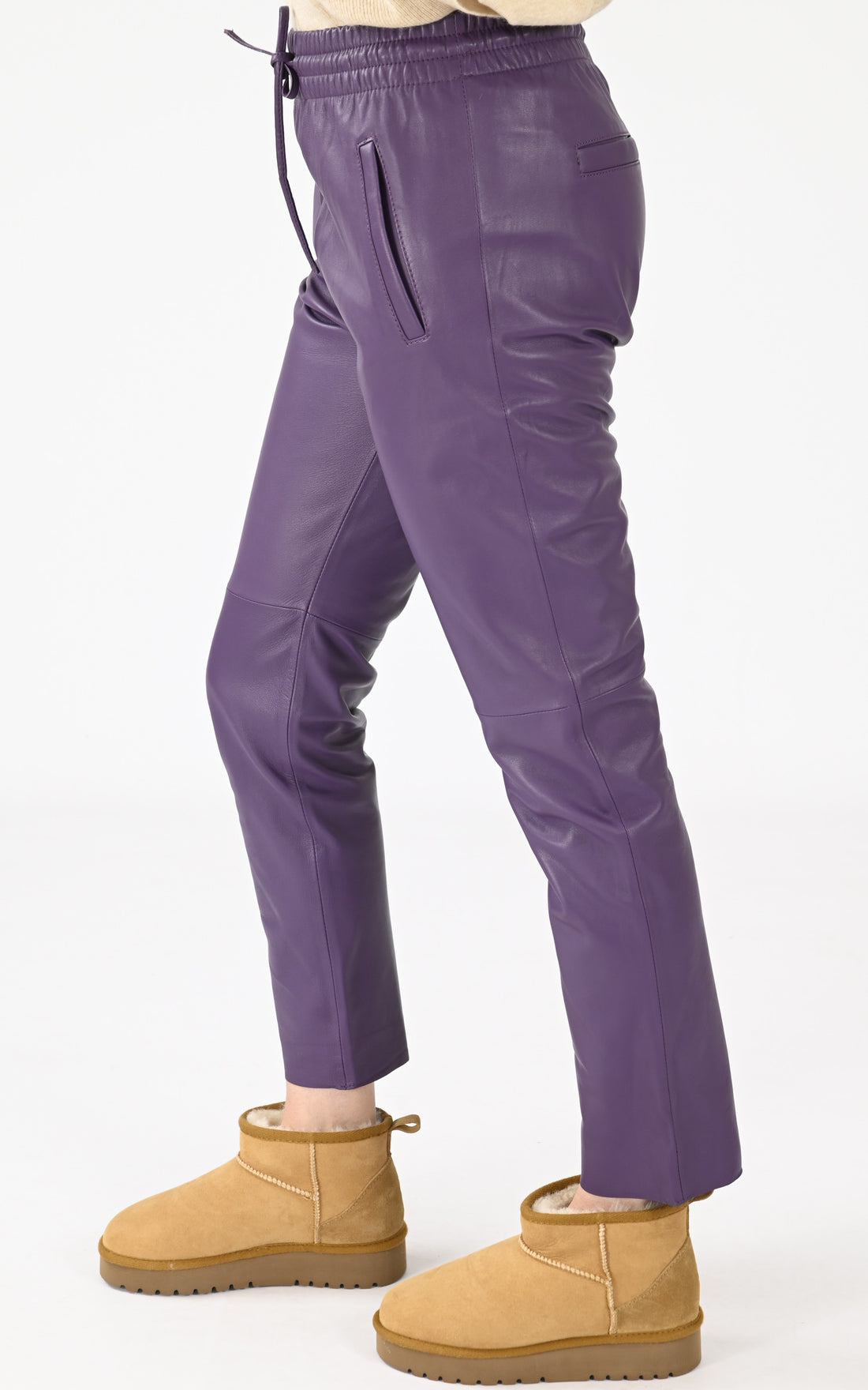 A &quot;GIFT 63641&quot; Violet Oakwood Pantalon Femme opened photo