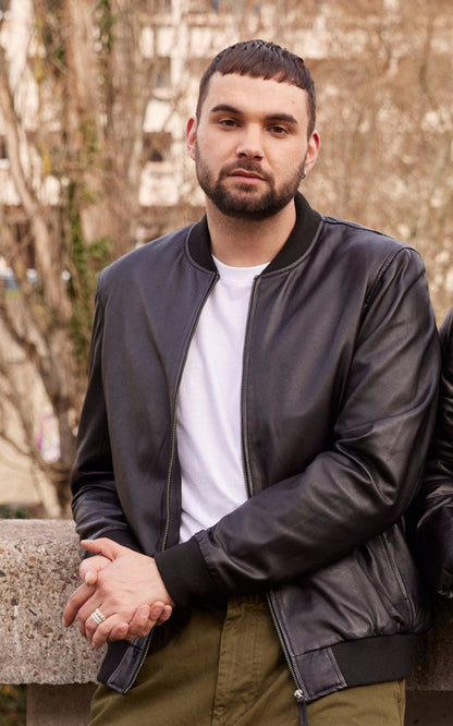 A &quot;BEN-2&quot; Noir La Canadienne Blouson Homme details photo