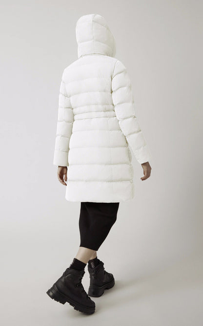 A &quot;AURORA PARKA 3901W&quot; Blanc Canada Goose 3/4 Doudoune Femme interior photo