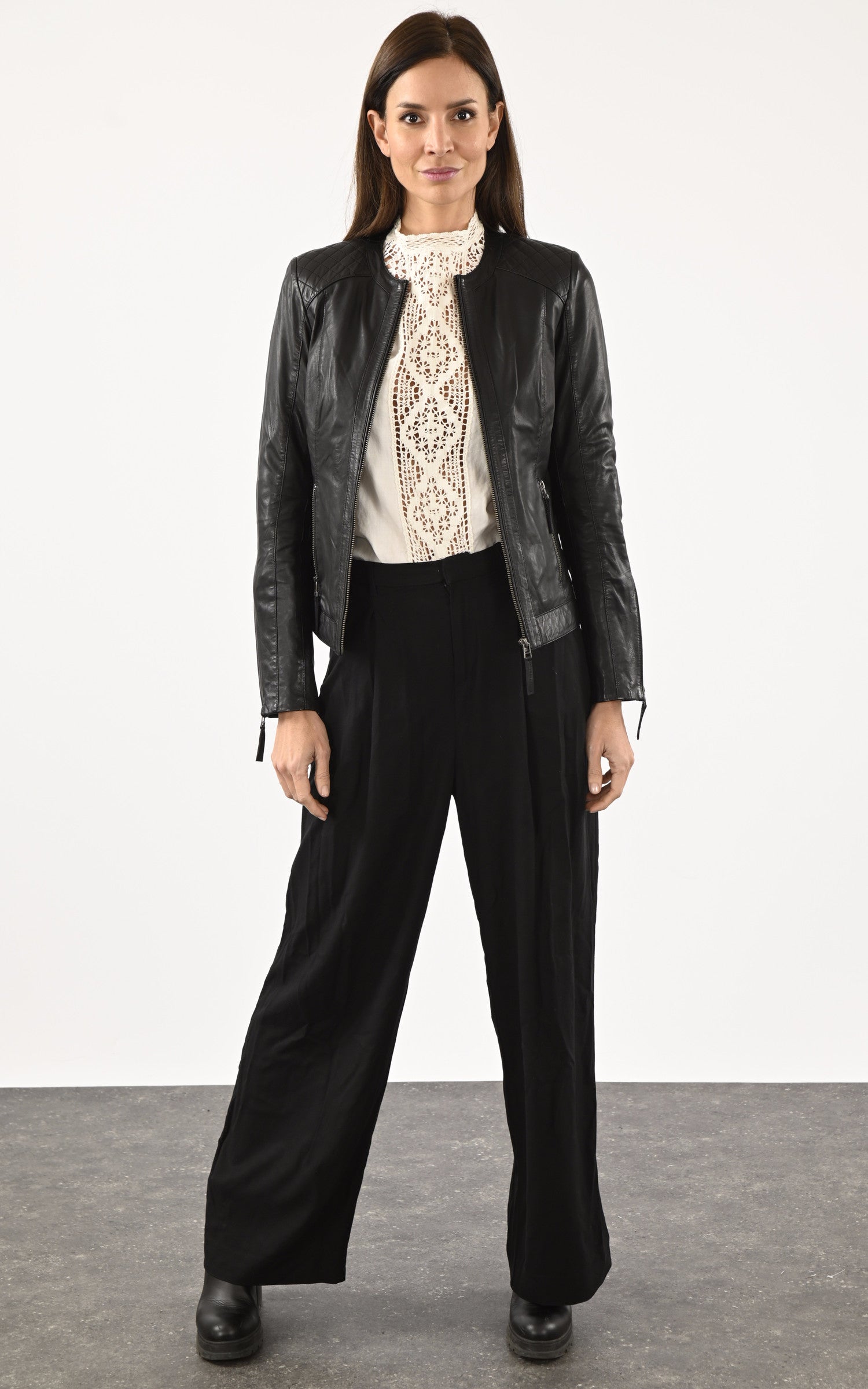 A &quot;P1413&quot; Noir La Canadienne Blouson Femme opened photo 2