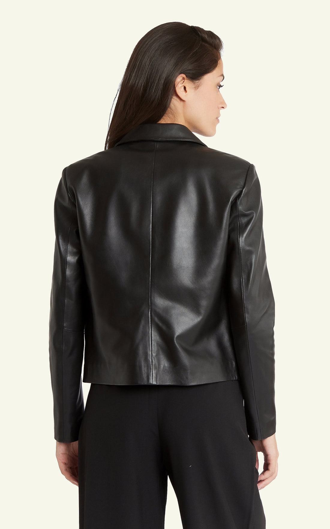 A &quot;ANNE&quot; Black Serge Pariente Veste Femme opened photo