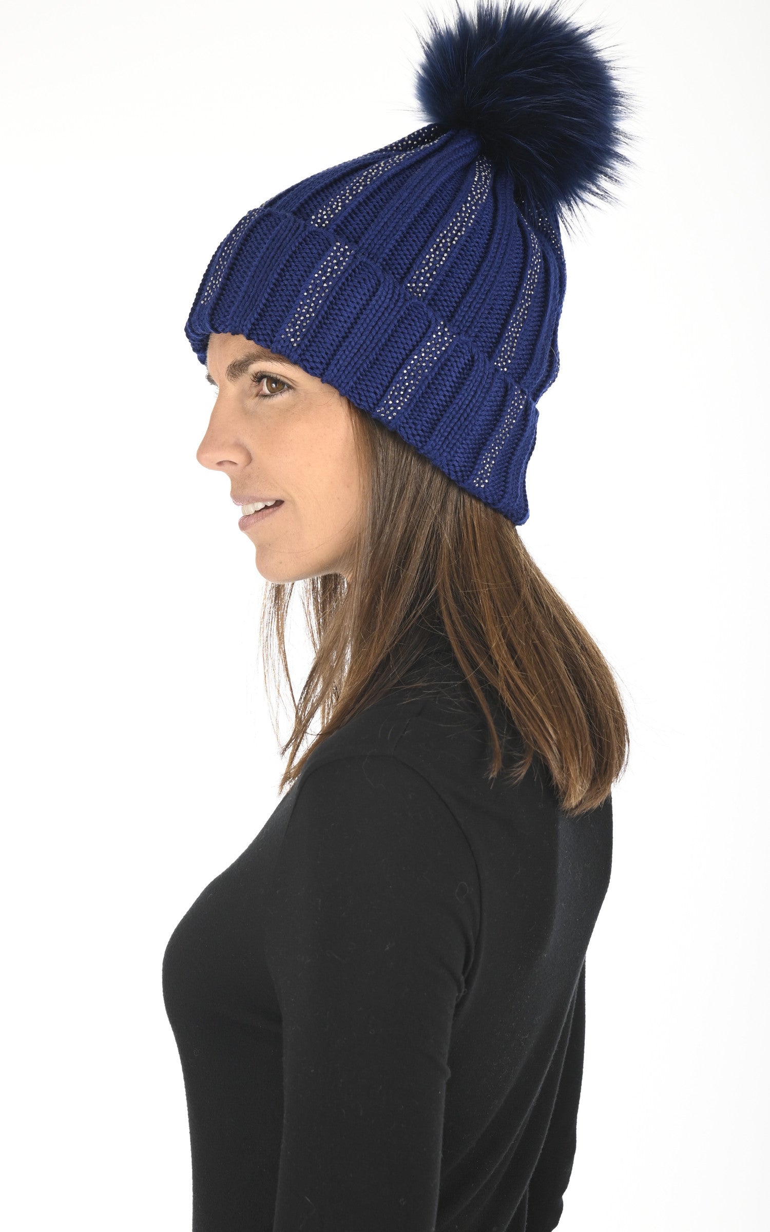 A &quot;10729H&quot; Bleu La Canadienne Bonnet Femme closed photo