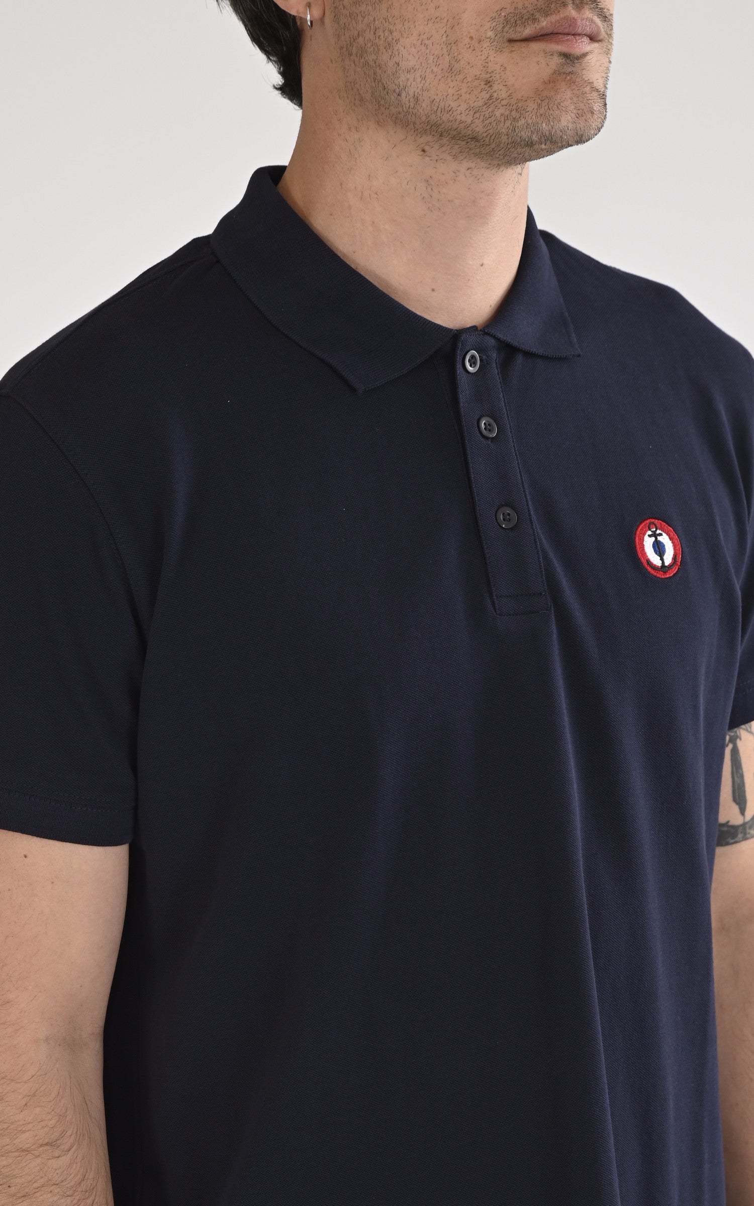 A &quot;GLOBAL 103942&quot; Bleu Marine Marine Nationale Polo Homme details photo 3