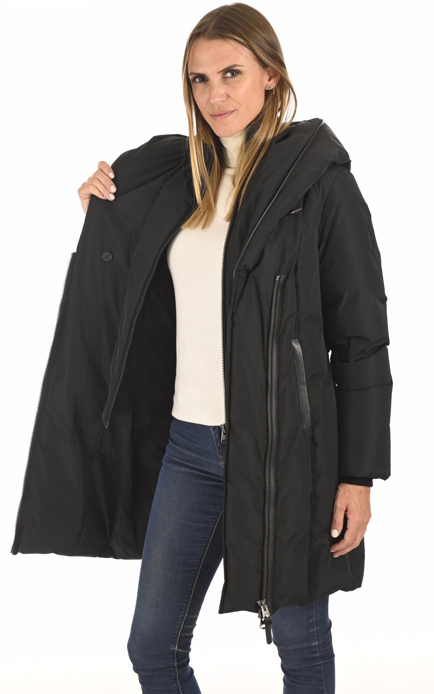 A &quot;KAY-NFR&quot; Noir Mackage 3/4 Doudoune Femme interior photo