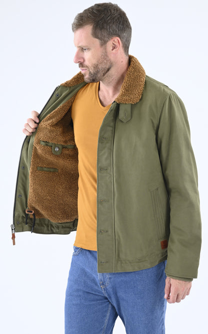 A &quot;NAUTILUS 102391&quot; Vert Iron&amp;Resin Veste Homme interior photo