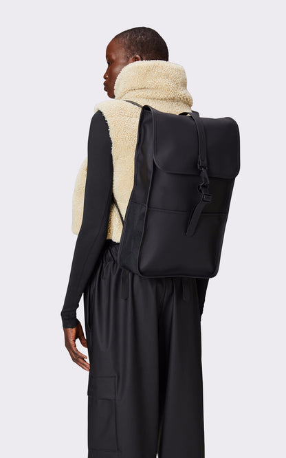 A &quot;13000 BACK PACK&quot; Noir Rains Sac A Dos Mixte closed photo