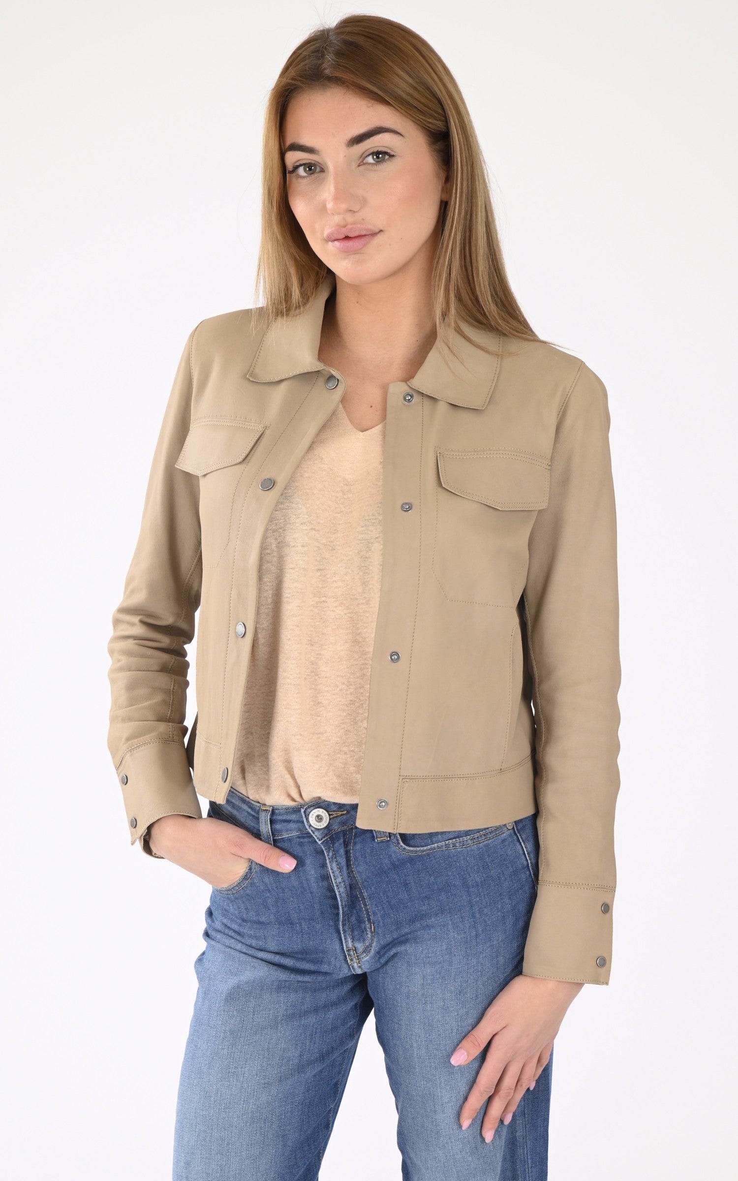 A &quot;RUBY 65029&quot; Beige Oakwood Veste Femme closed photo