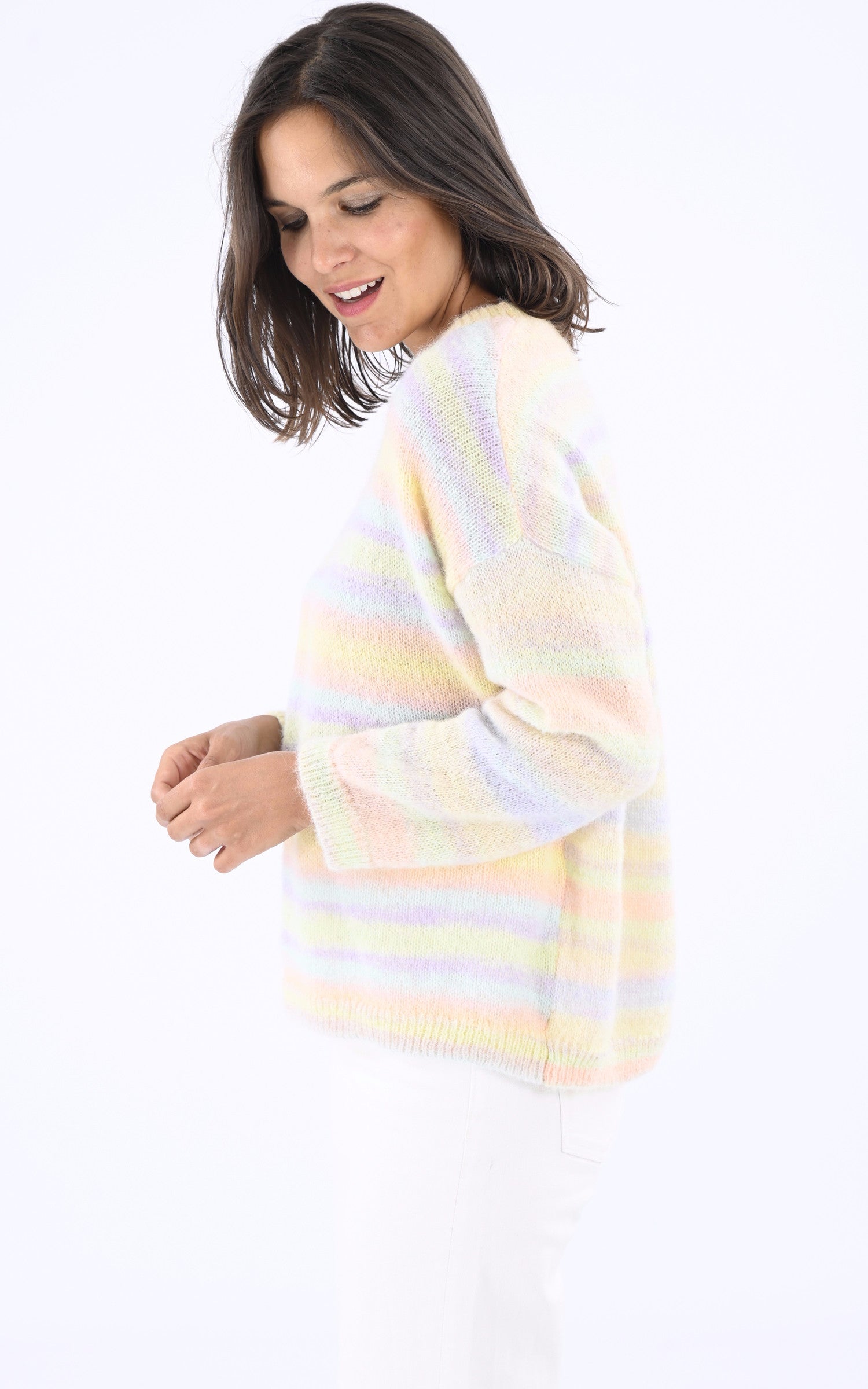 A &quot;MABELLO&quot; Multi Les Tricots de Léa Pull Femme interior photo
