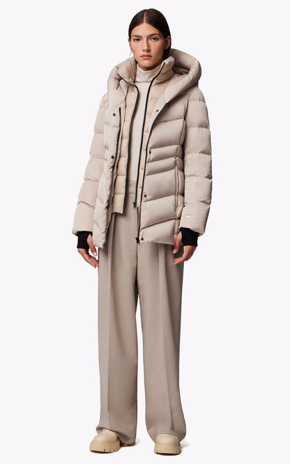 A &quot;TALLIA&quot; Beige Soia &amp; Kyo Ves Doudoune Femme closed photo